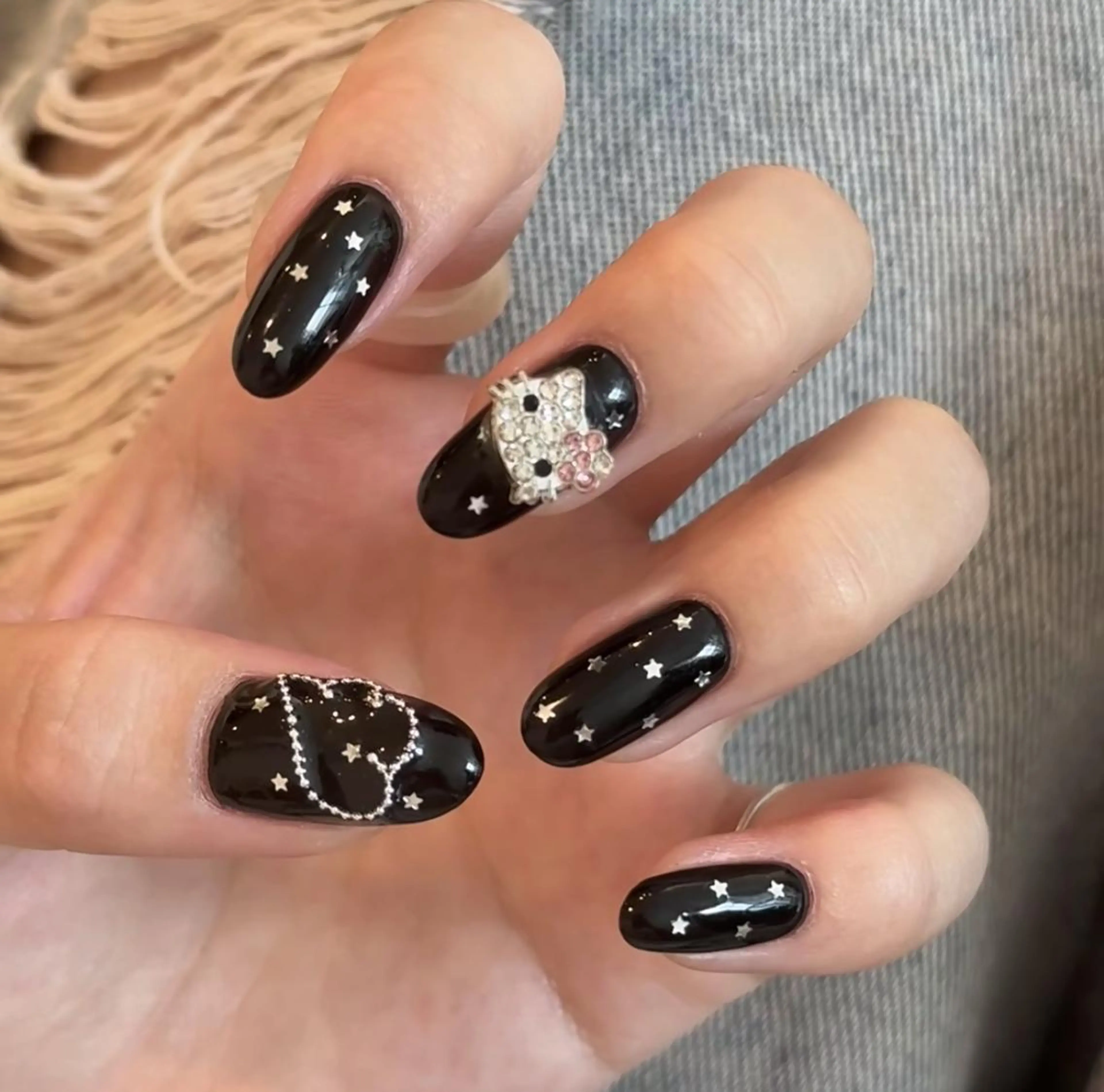 ネイル ハンドネイル 🎀 Ayaka_nailのネイルデザイン