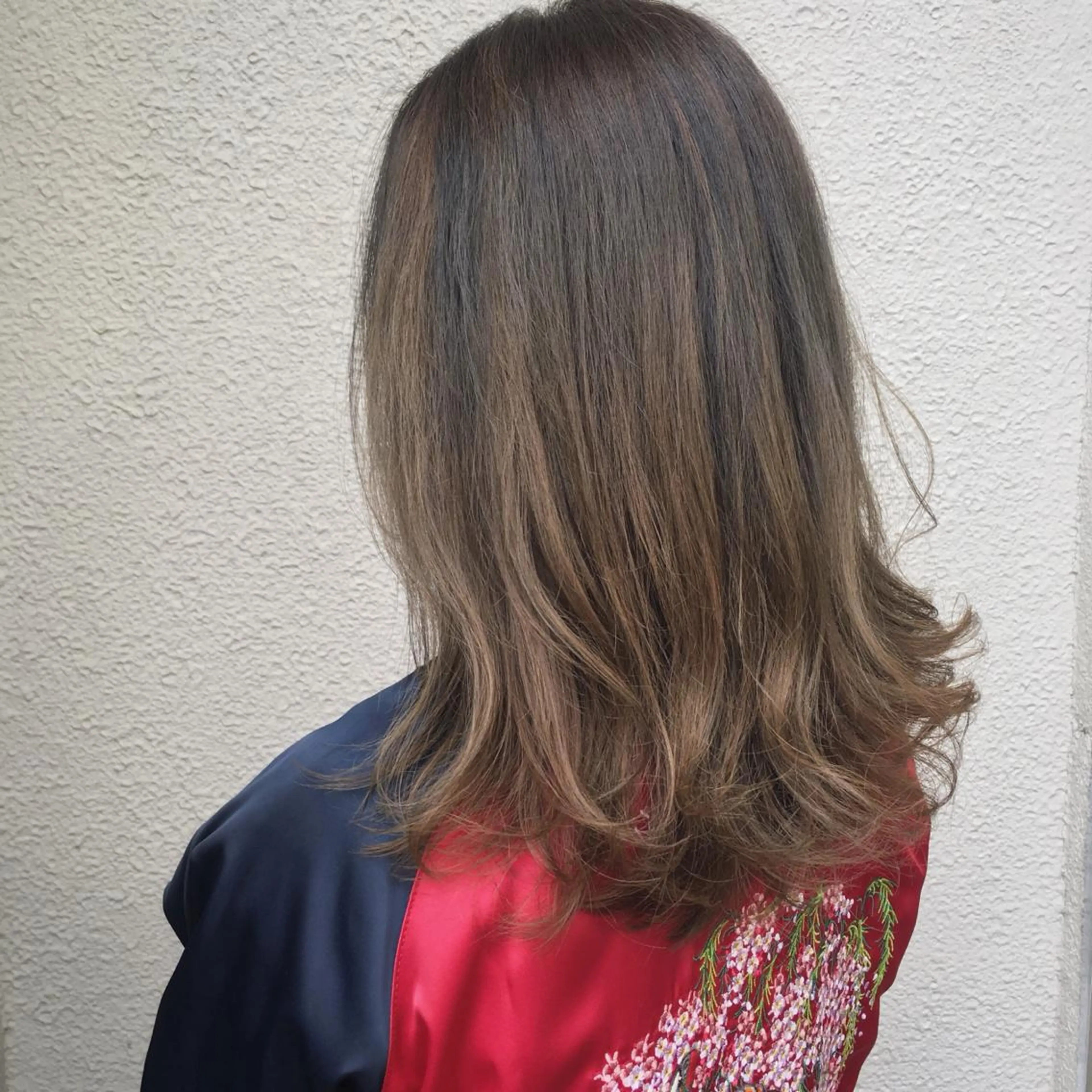 セミロング カラー ラブーケ中川中島店 クラタチカコのヘアスタイル