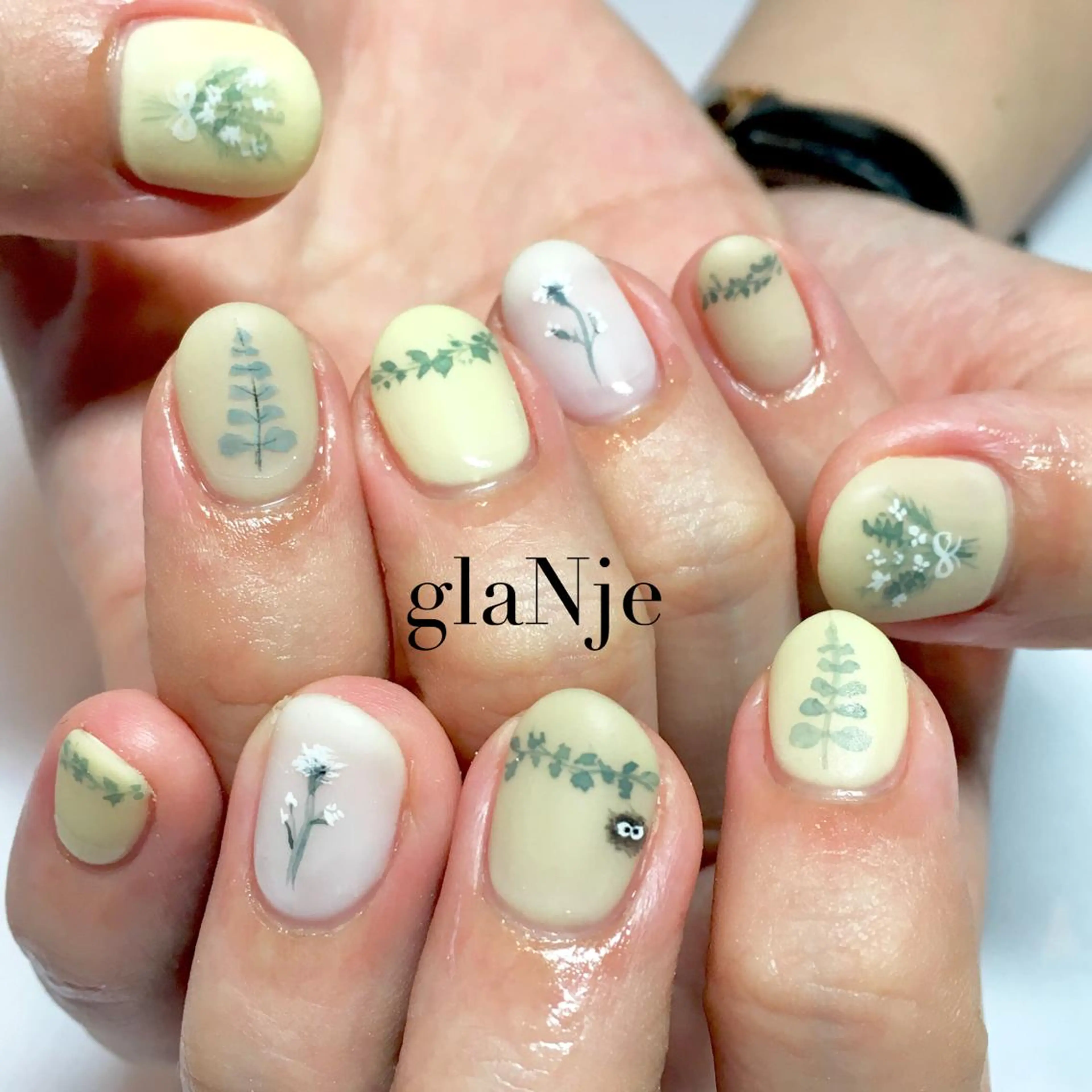 ネイル アートネイル glaNje部谷 (オーナー)のネイルデザイン