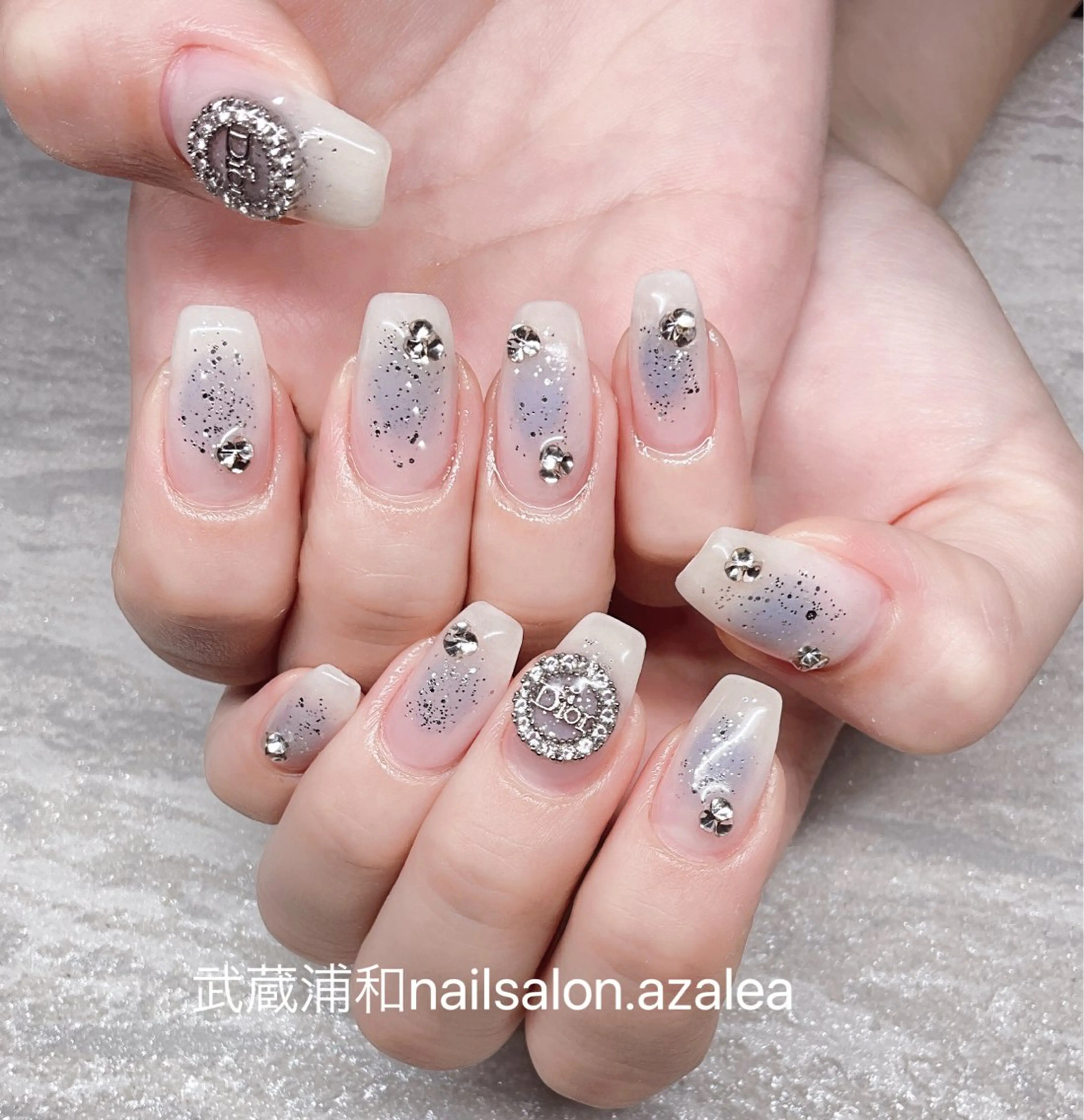 ネイル ハンドネイル R inのネイルデザイン