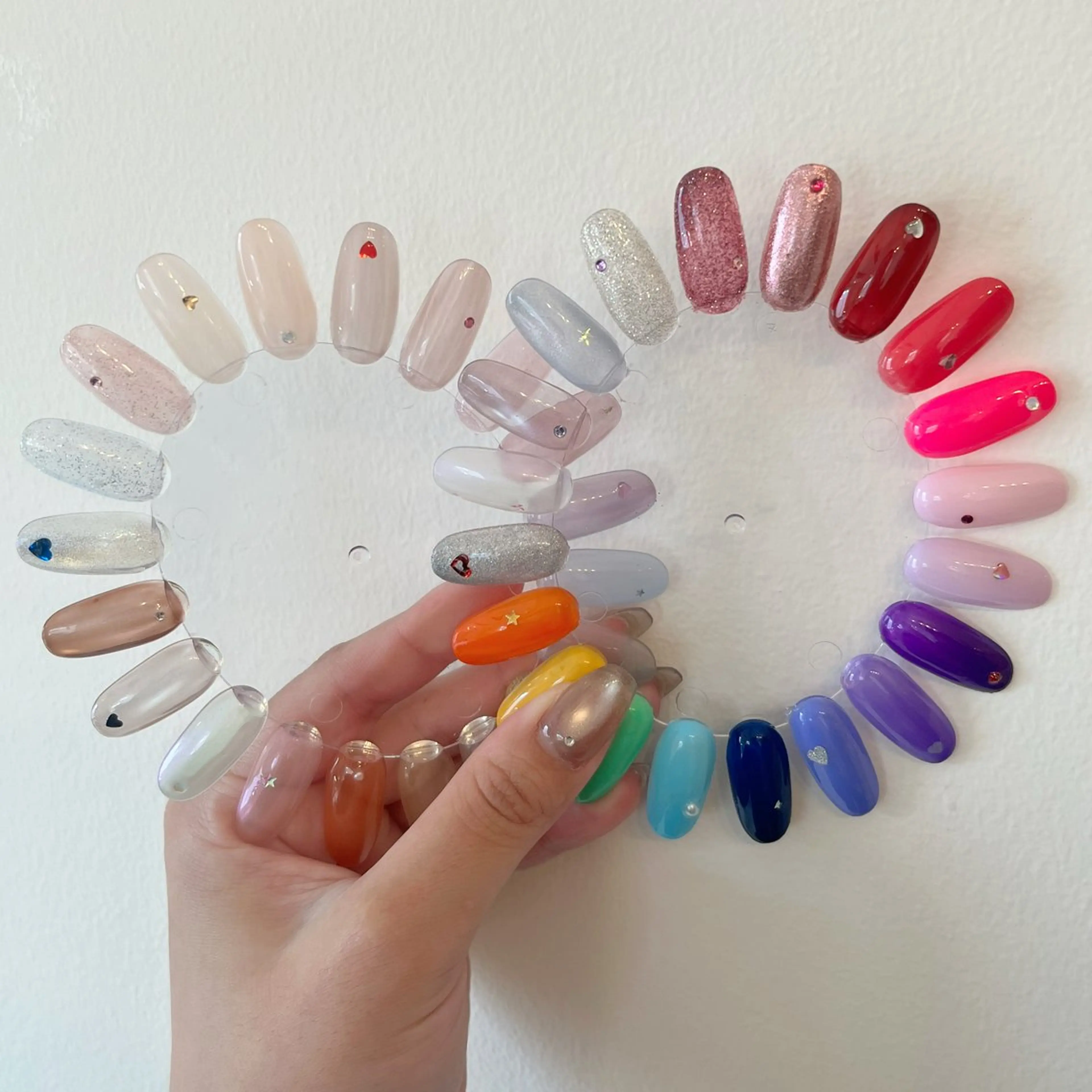 ネイル アートネイル ハンドネイル petit sarina..ෆのネイルデザイン