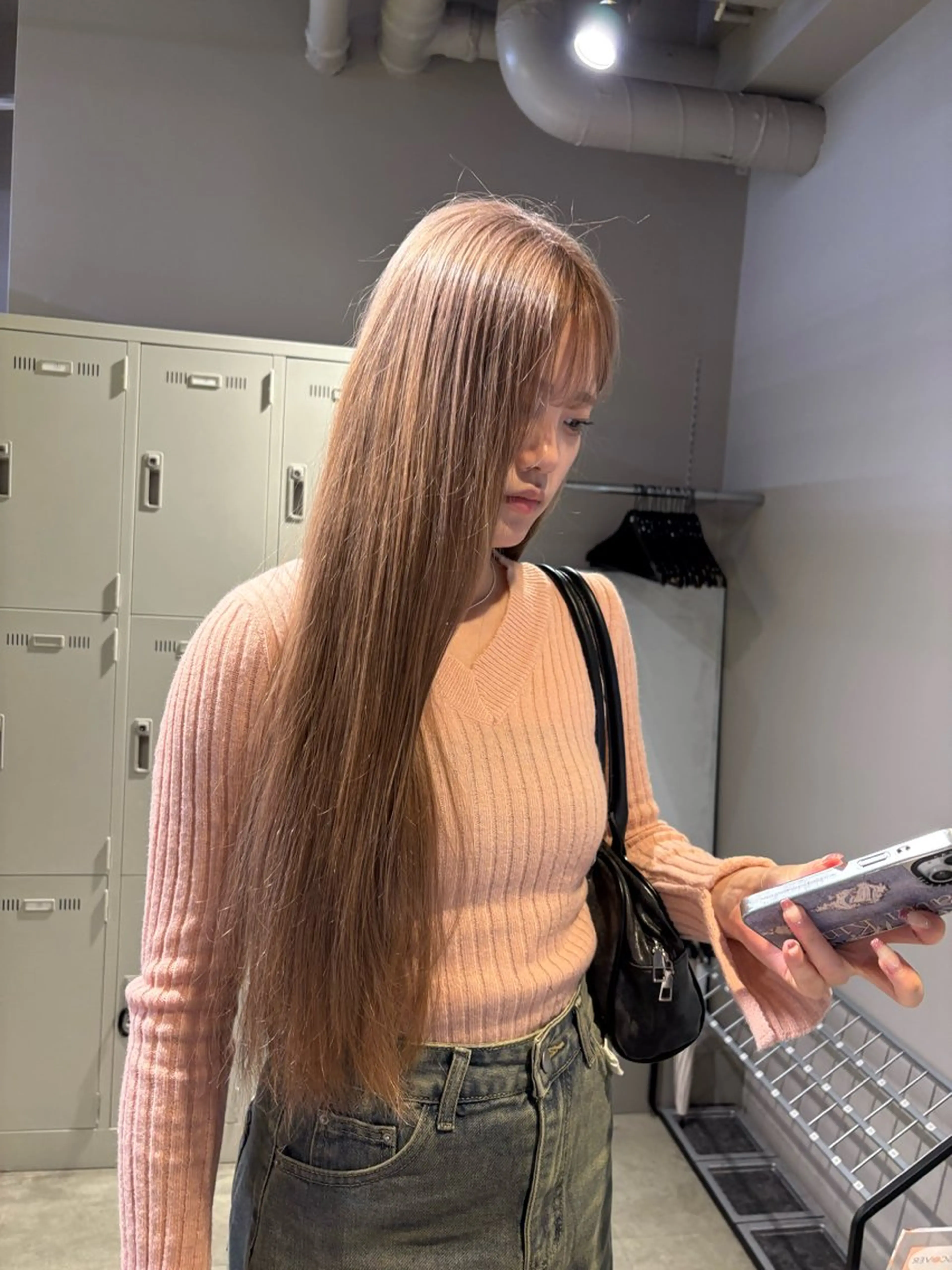 カラー ヘアカラー トリートメント 透明感ベージュ🤎 ナチュラルレイヤーのヘアスタイル