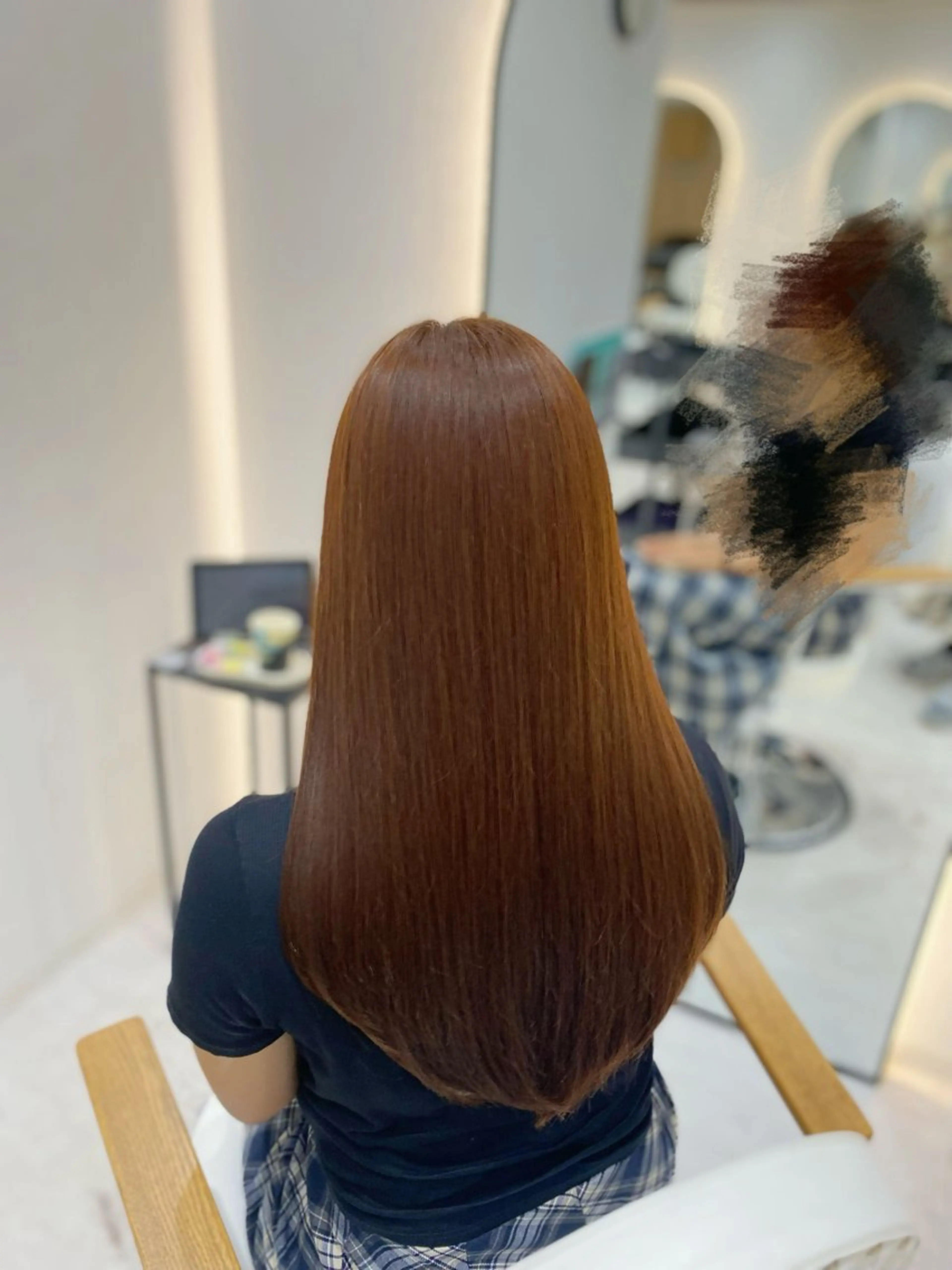 ロング カラー 艶髪・透明感カラー・ 韓国ヘア・Yuriのヘアスタイル