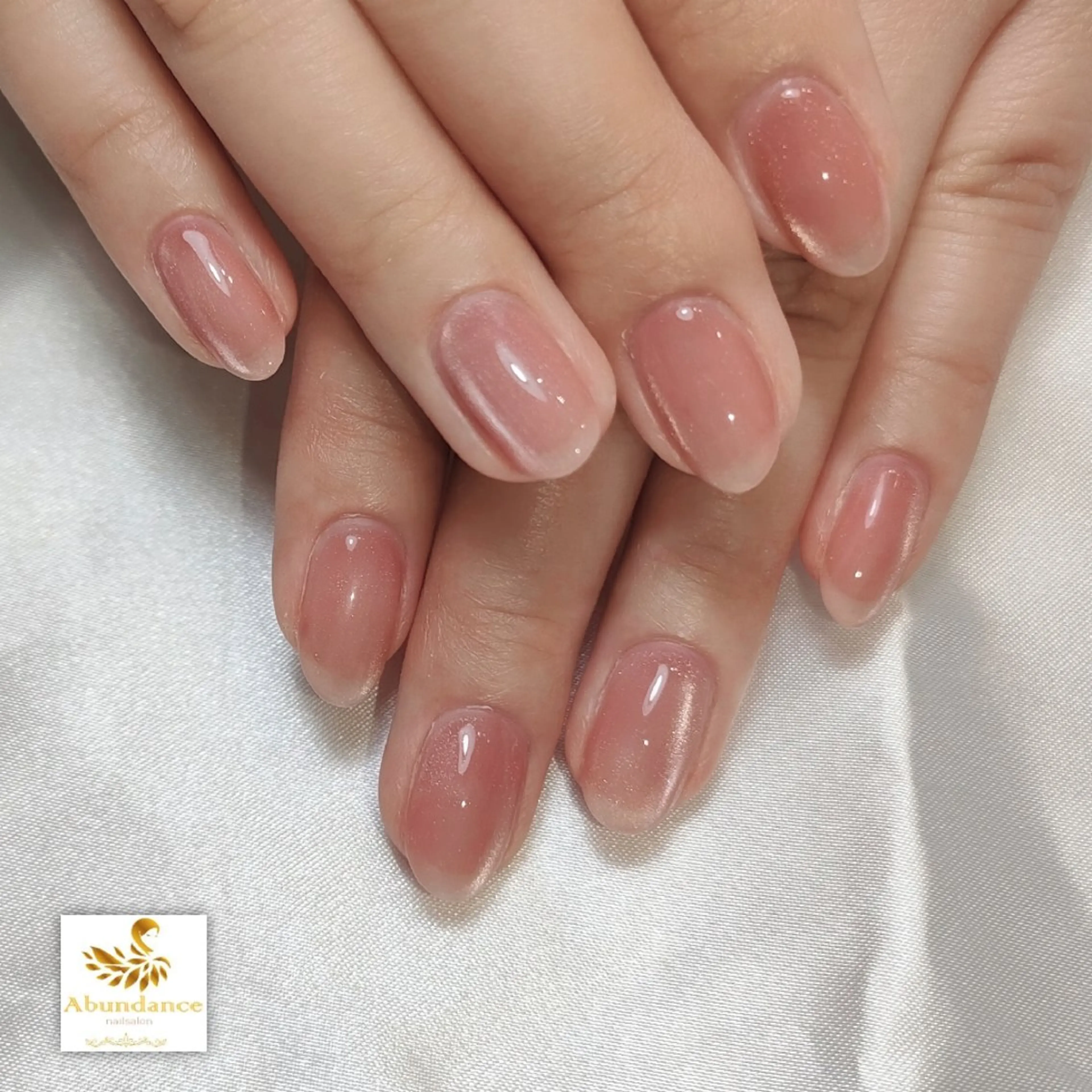 ネイル マグネットネイル オフィスネイル ハンドネイル 完全予約制個室サロン Abundancesのネイルデザイン