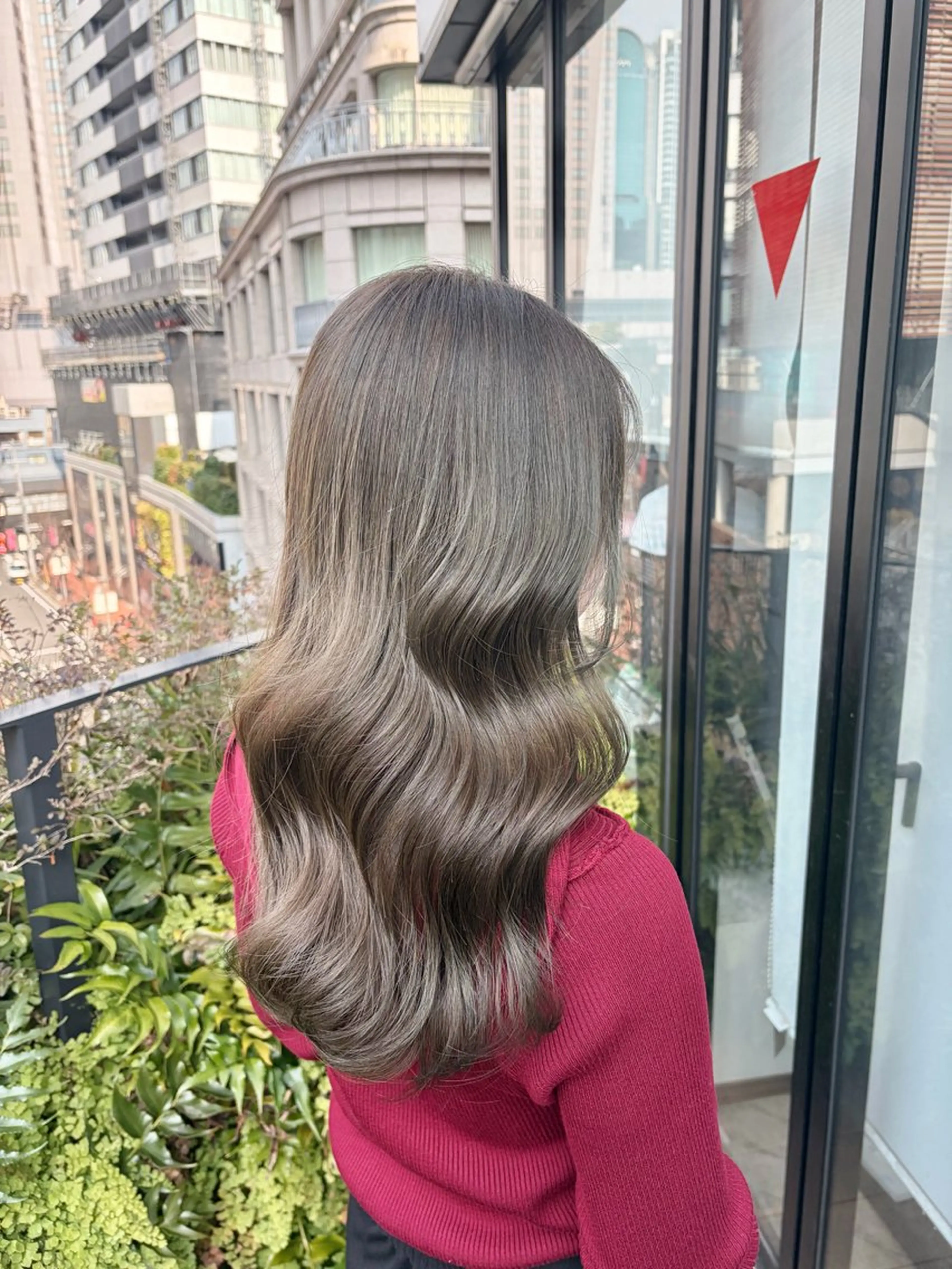 ロング ヘアカラー トリートメント GRAN Lucia 梅田茶屋町店所属・柔らかいハイトーン/ kizunaのヘアスタイル