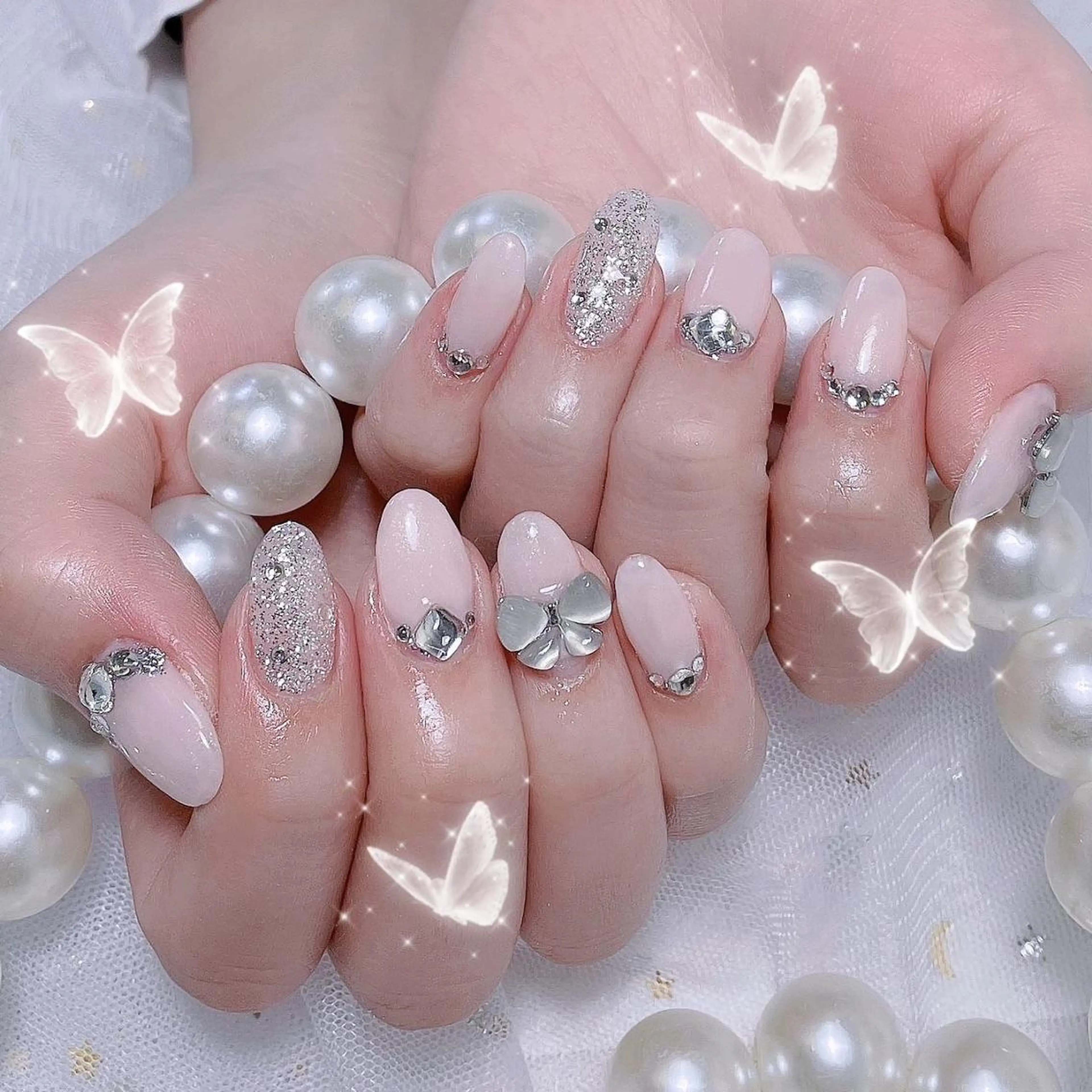 ネイル ハンドネイル queens nailsalonのネイルデザイン