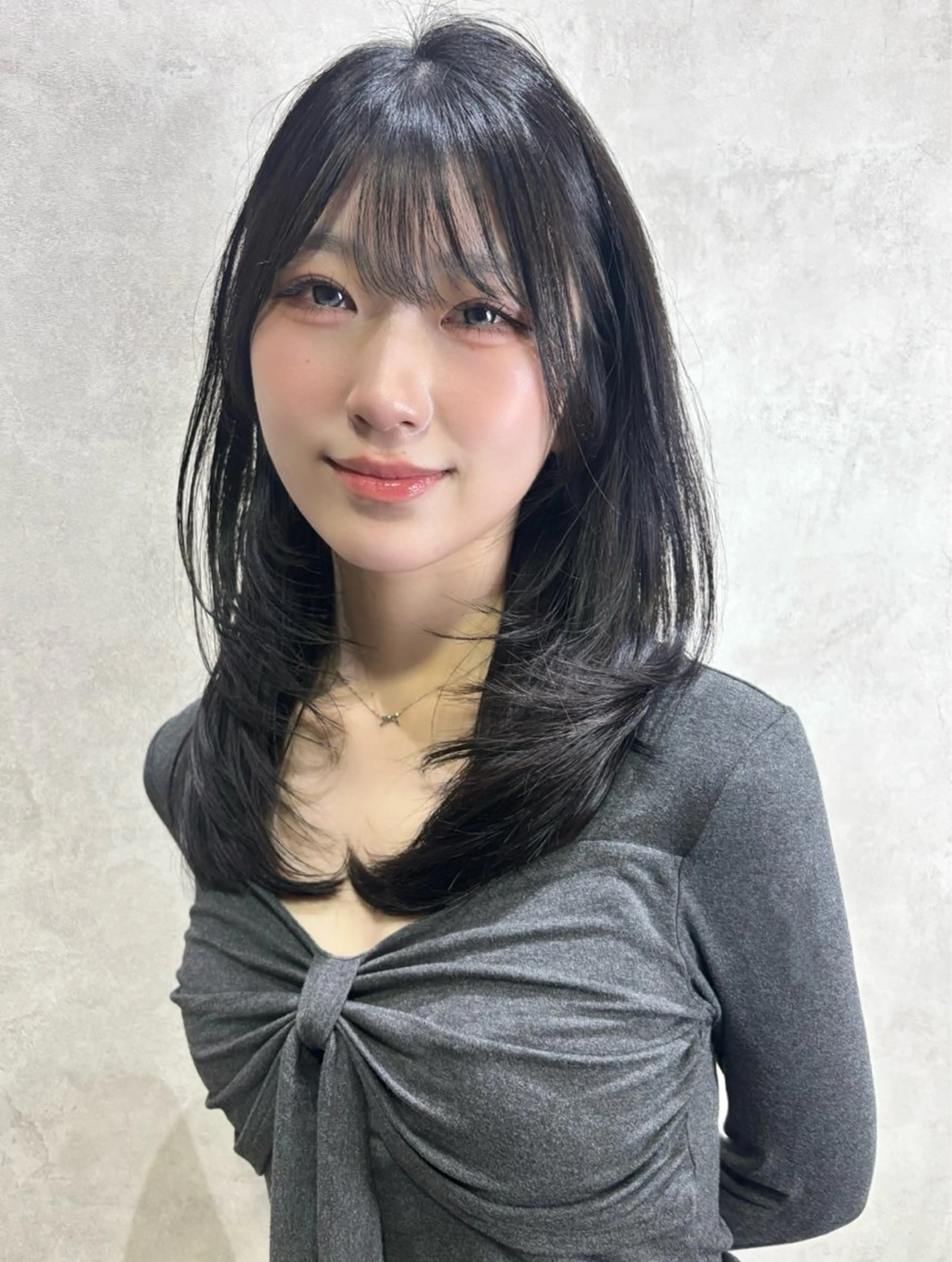 セミロング ハッシュカット レイヤーカット カット 🖤顔まわり 盛れヘア⟡アズサ🖤のヘアスタイル