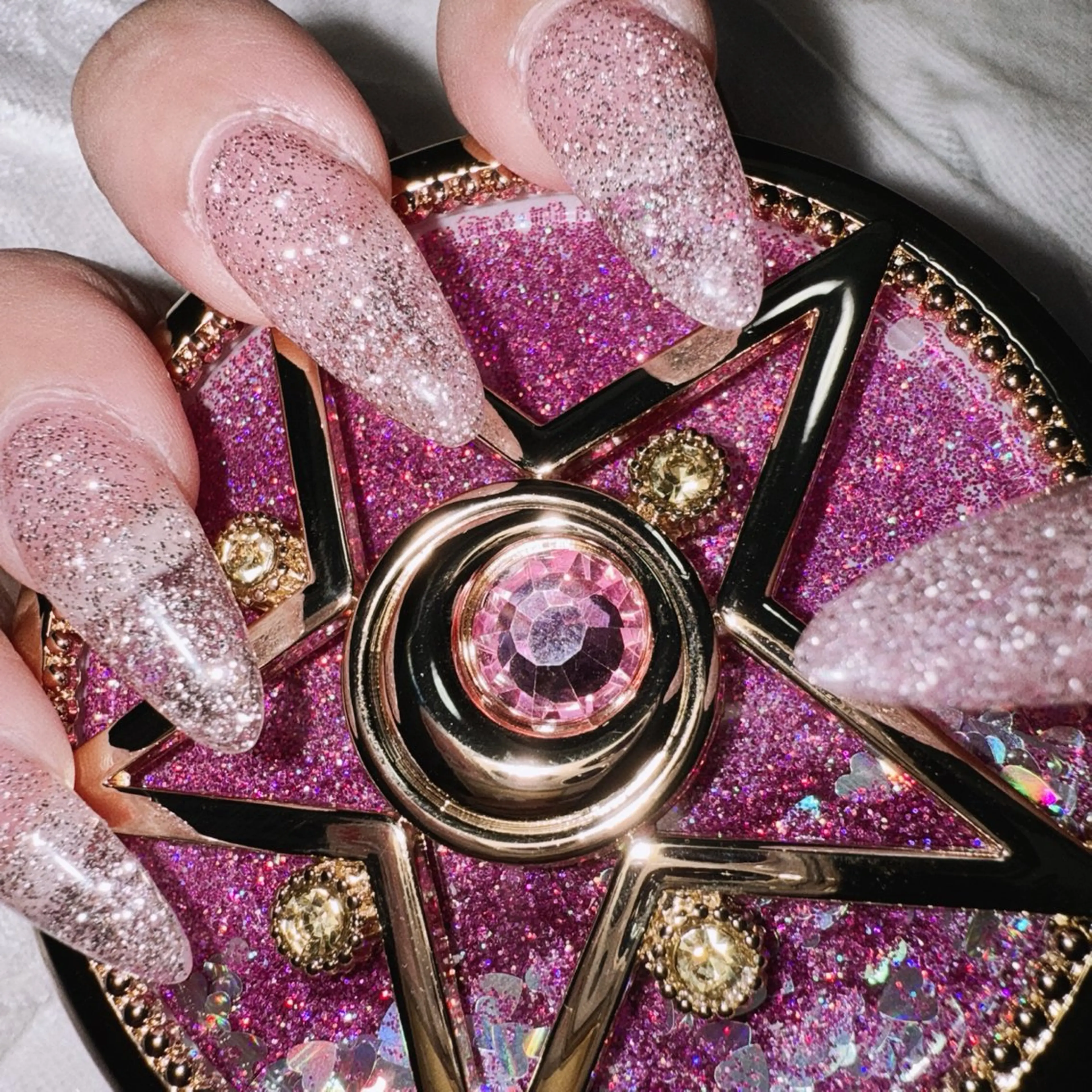 ネイル フラッシュネイル ラメ(グリッター) MoON...❤︎ MeGuのネイルデザイン