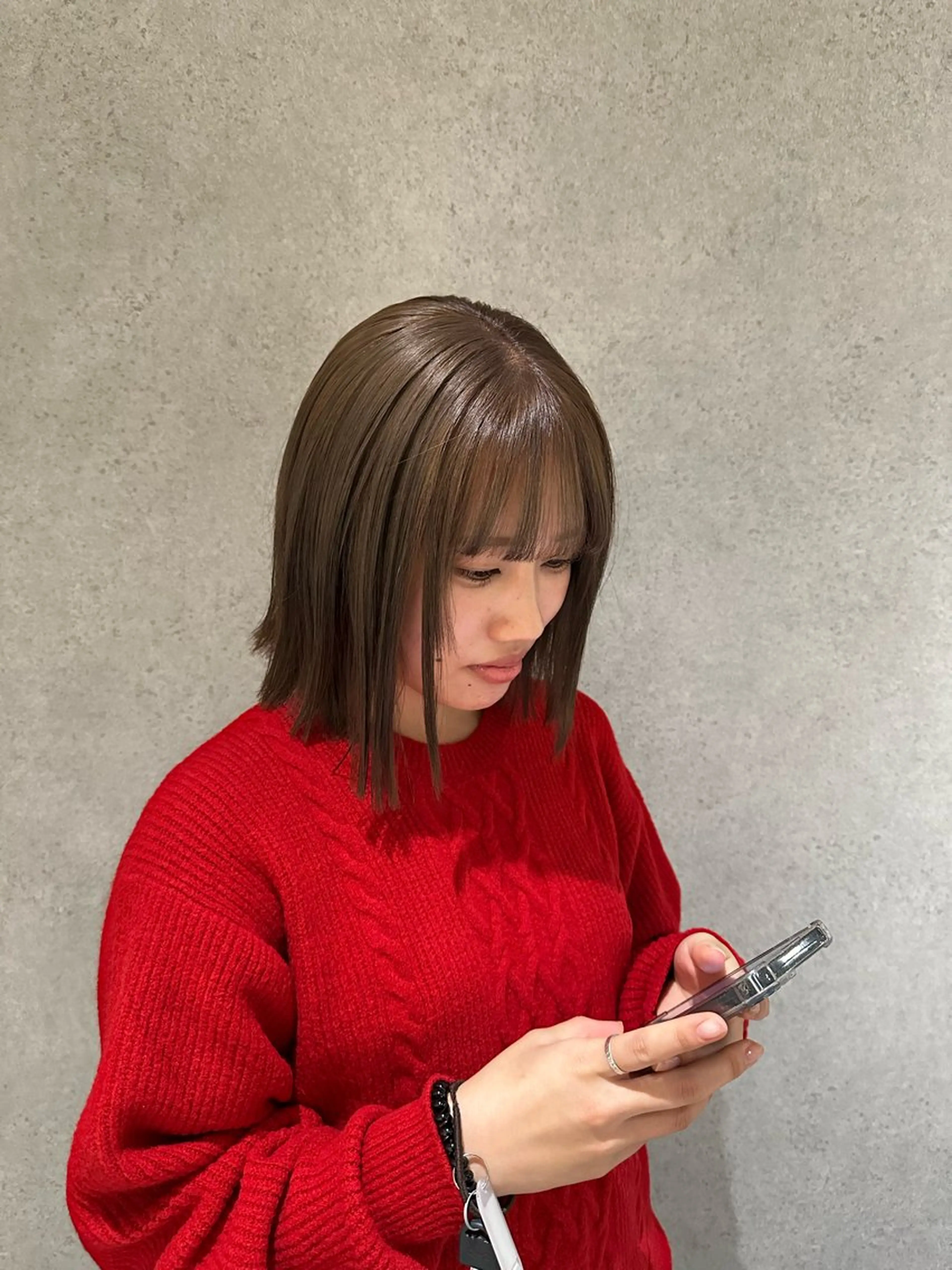 ミディアム カラー ベージュカラー SALOWIN広島所属・ブリーチカラー/ ベージュ/SARAのヘアスタイル