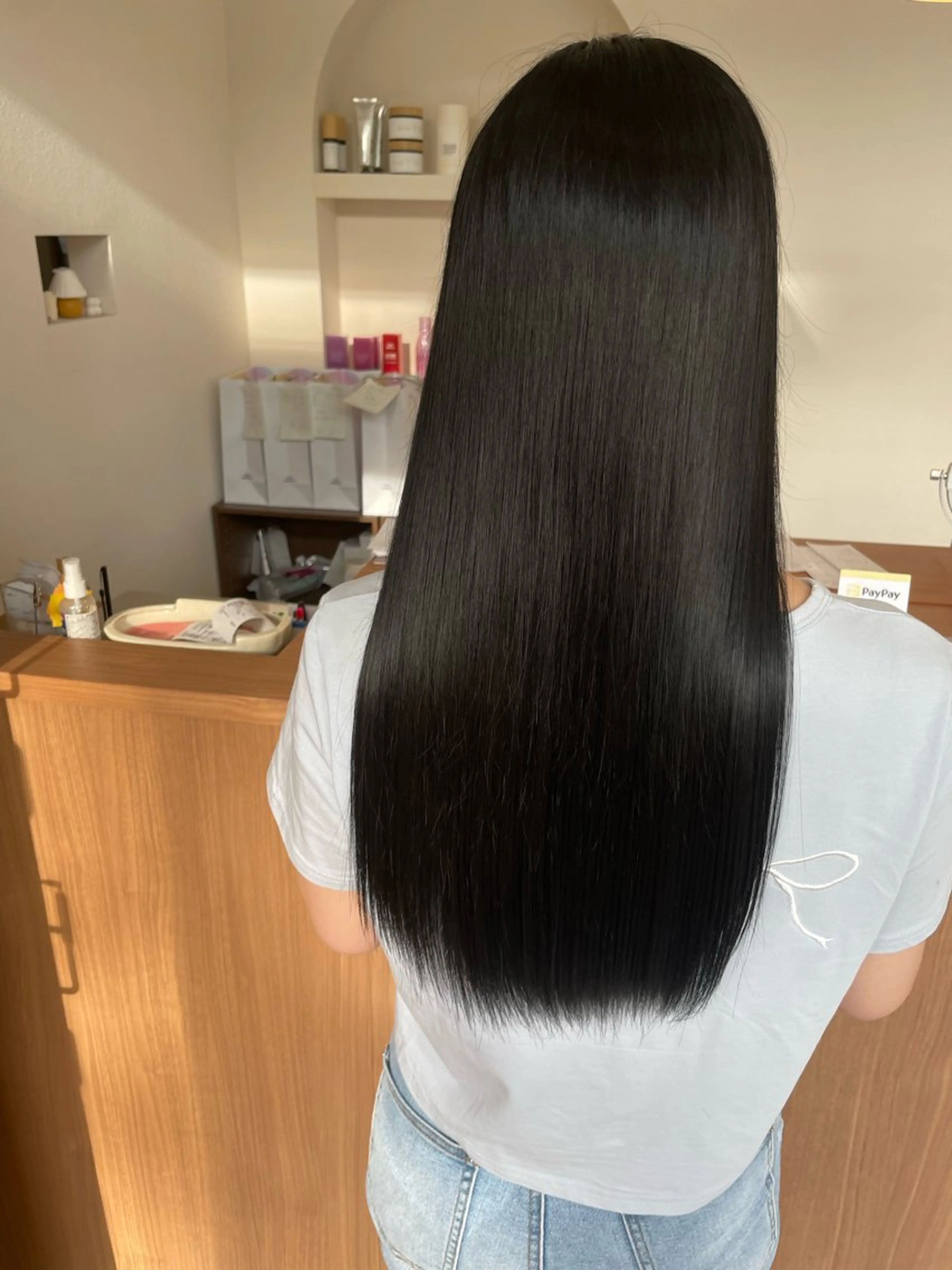ロング 鈴木 梨瑚のヘアスタイル