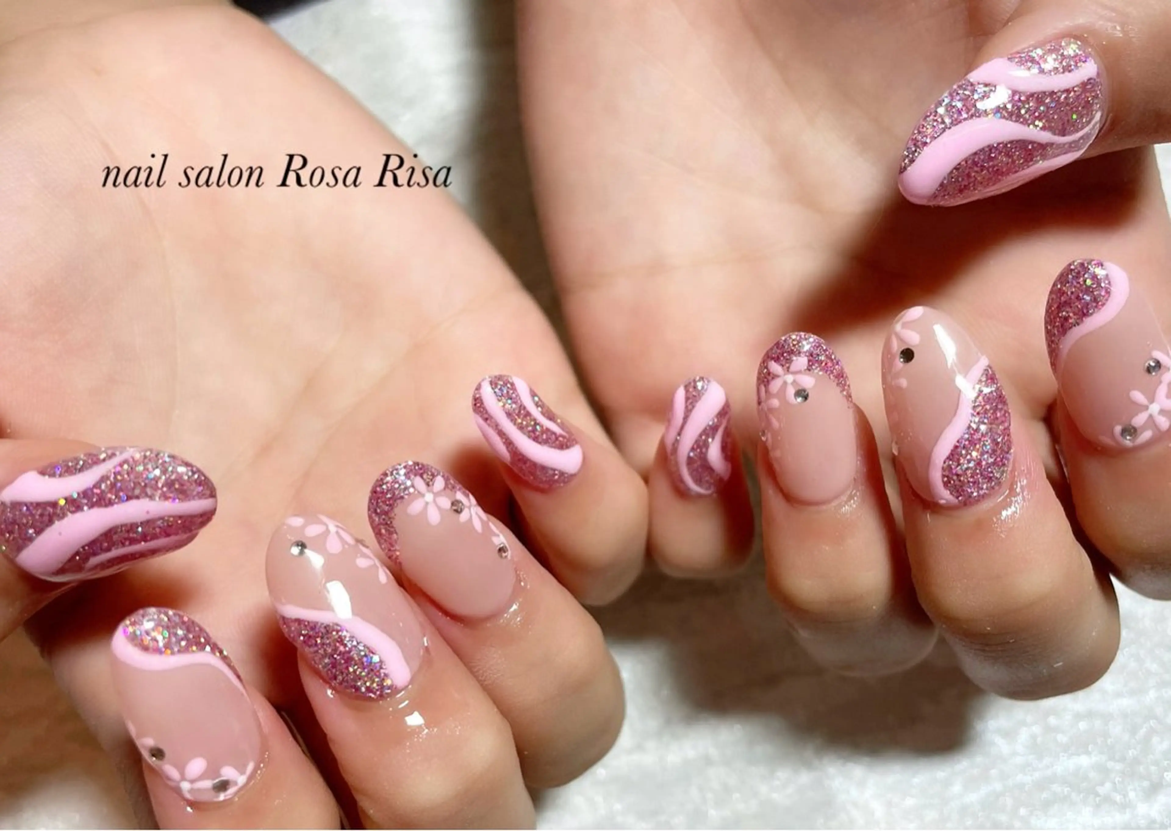 ネイル ネイルスタジオ シェイクユアハンズのネイルデザイン