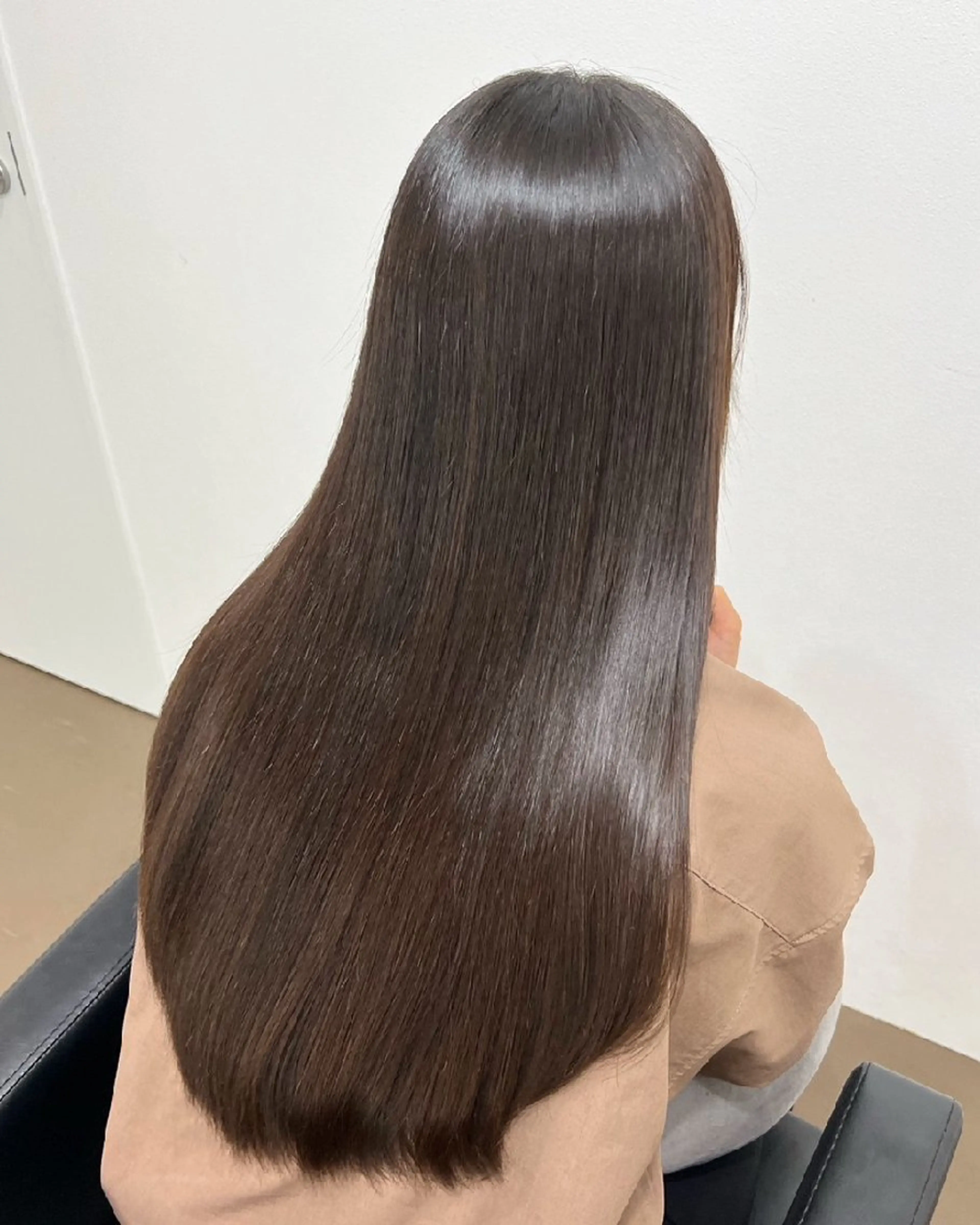 ロング カット 縮毛矯正 ioe 三宮のヘアスタイル