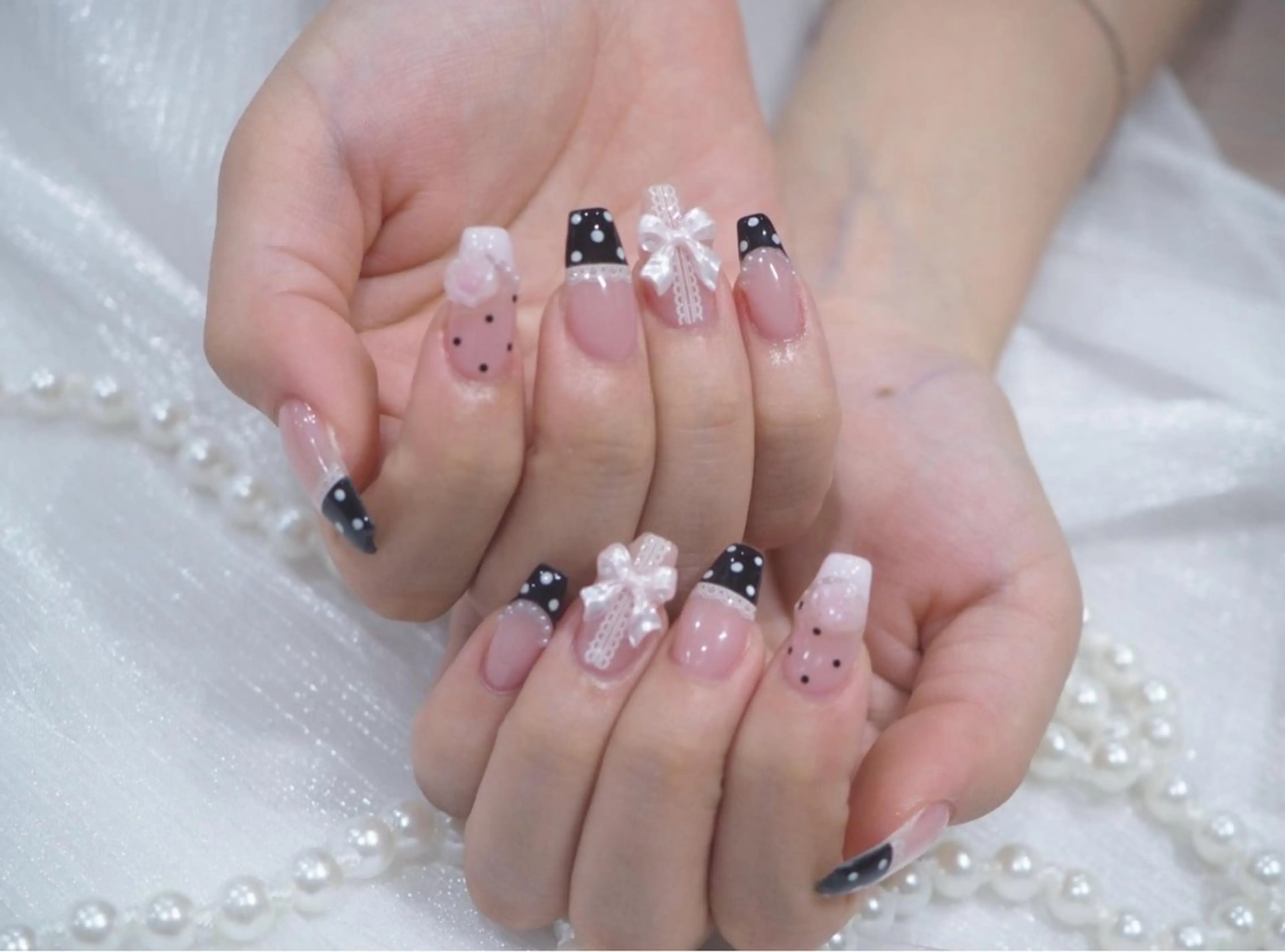 ネイル LoLo Sのネイルデザイン