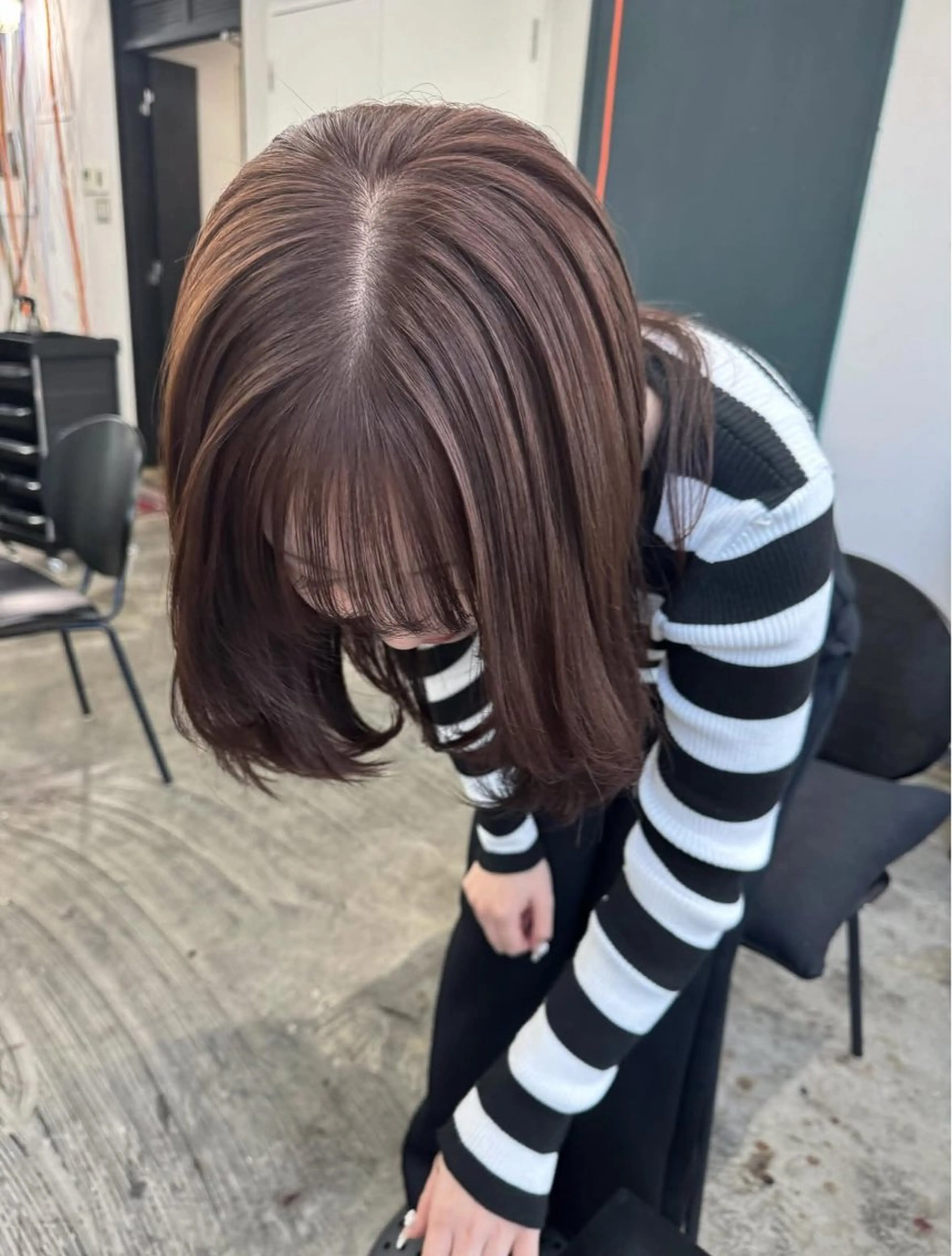 ミディアム カラー パーマ ヘアアレンジ メンズ メンズブリーチ メンズハイトーン アディクシーカラー ベージュカラー ブリーチ カット ヘアカラー 心斎橋美容室 Junのヘアスタイル