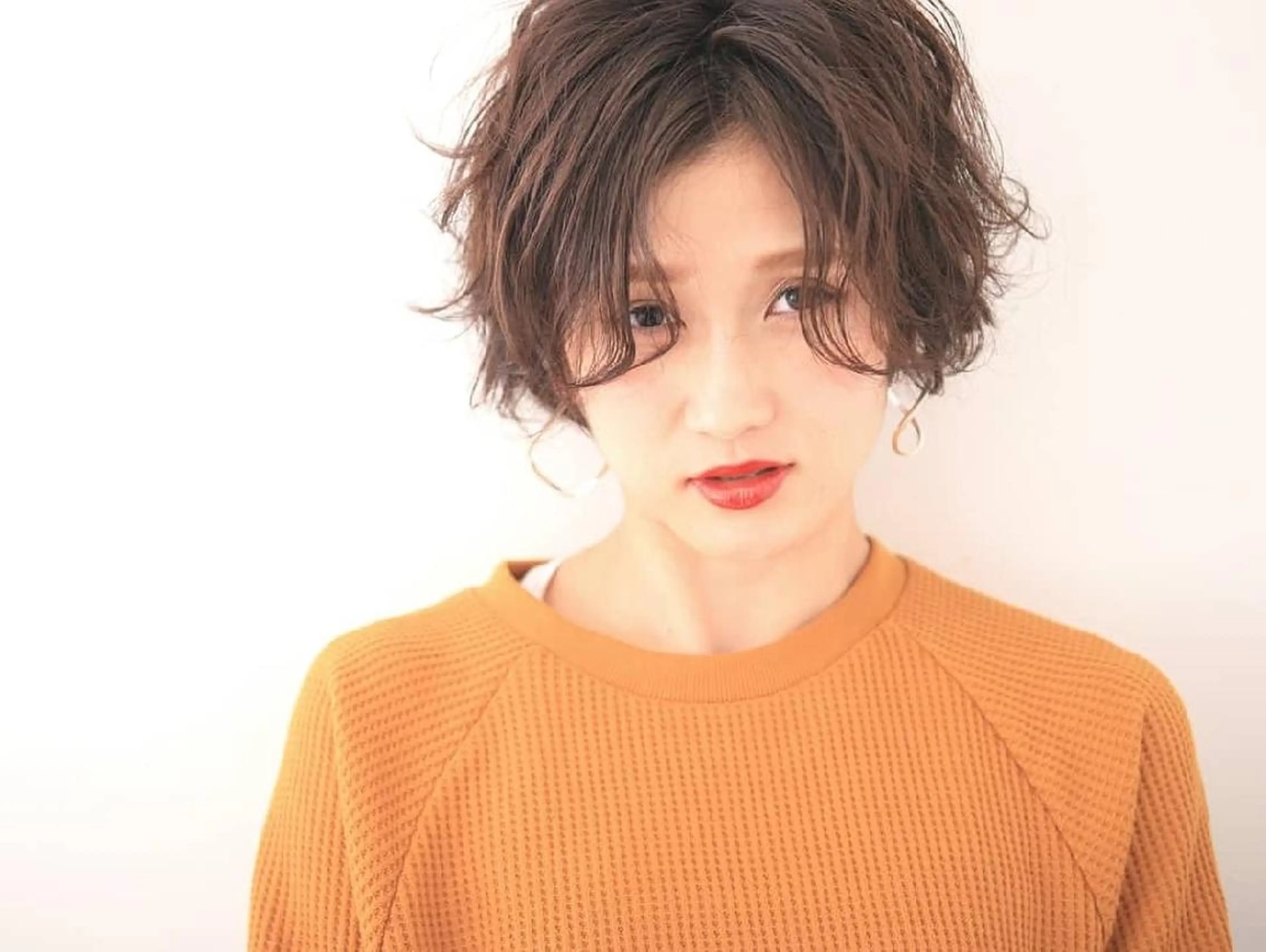 ショート カラー 新生活応援★半額/ 25歳以下　“内間”のヘアスタイル