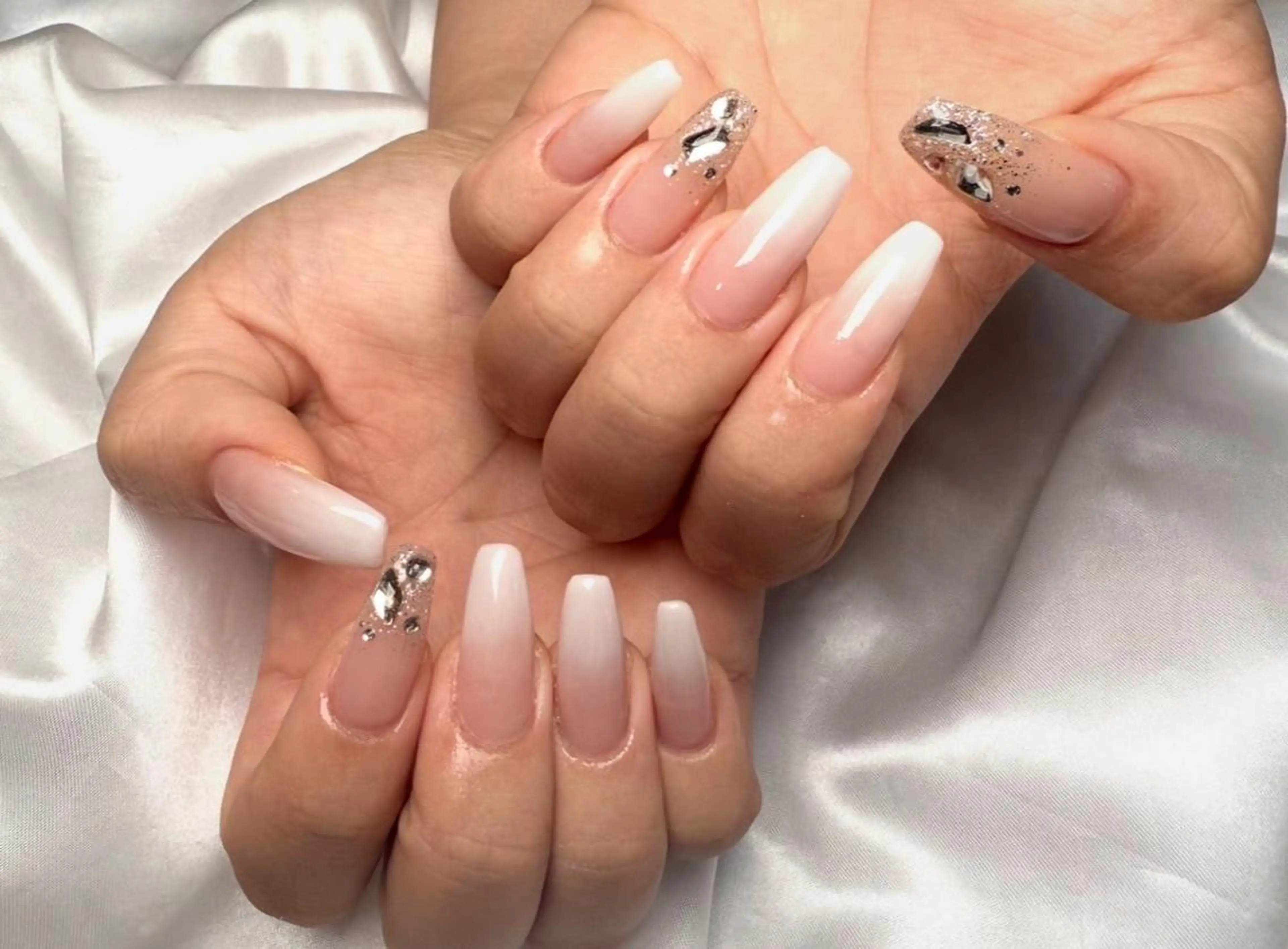 ネイル 持ち込み ハンドネイル ハンドケア 本町/北浜peTiT saori🌼のネイルデザイン