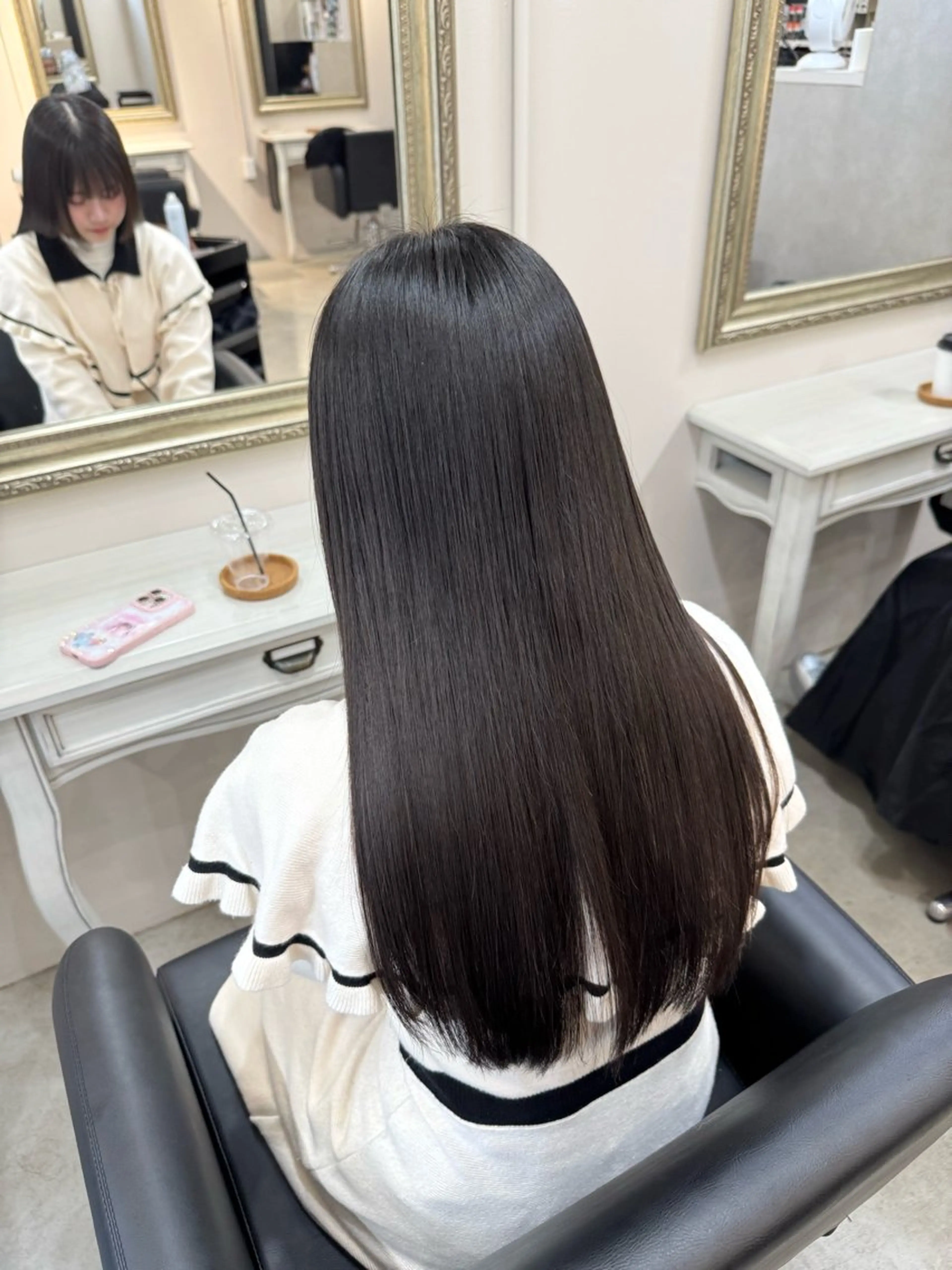 ロング 髪質改善 カット 縮毛矯正 トリートメント reira/堀江/ 似合わせカットのヘアスタイル