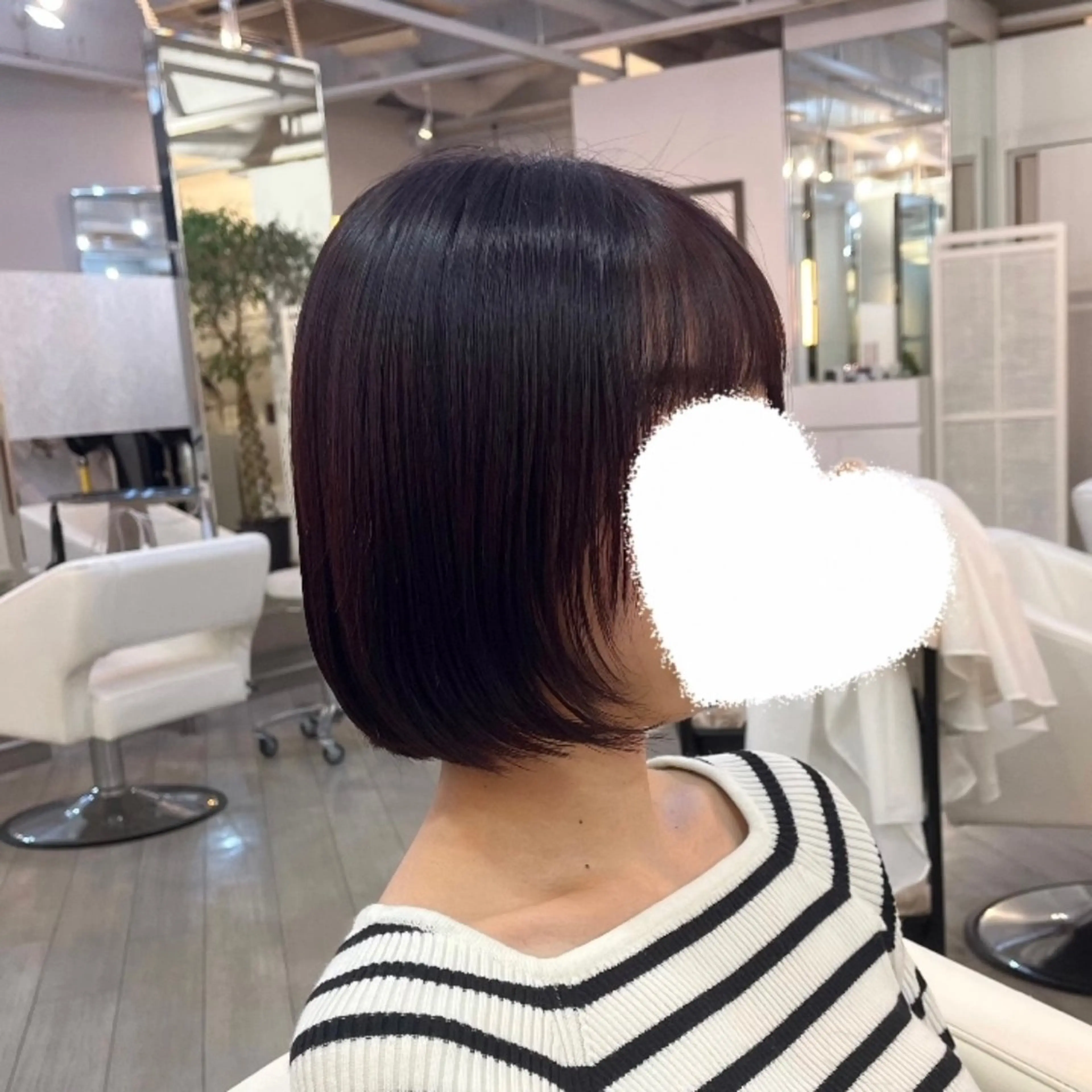 ミディアム フルカワ リナのヘアスタイル