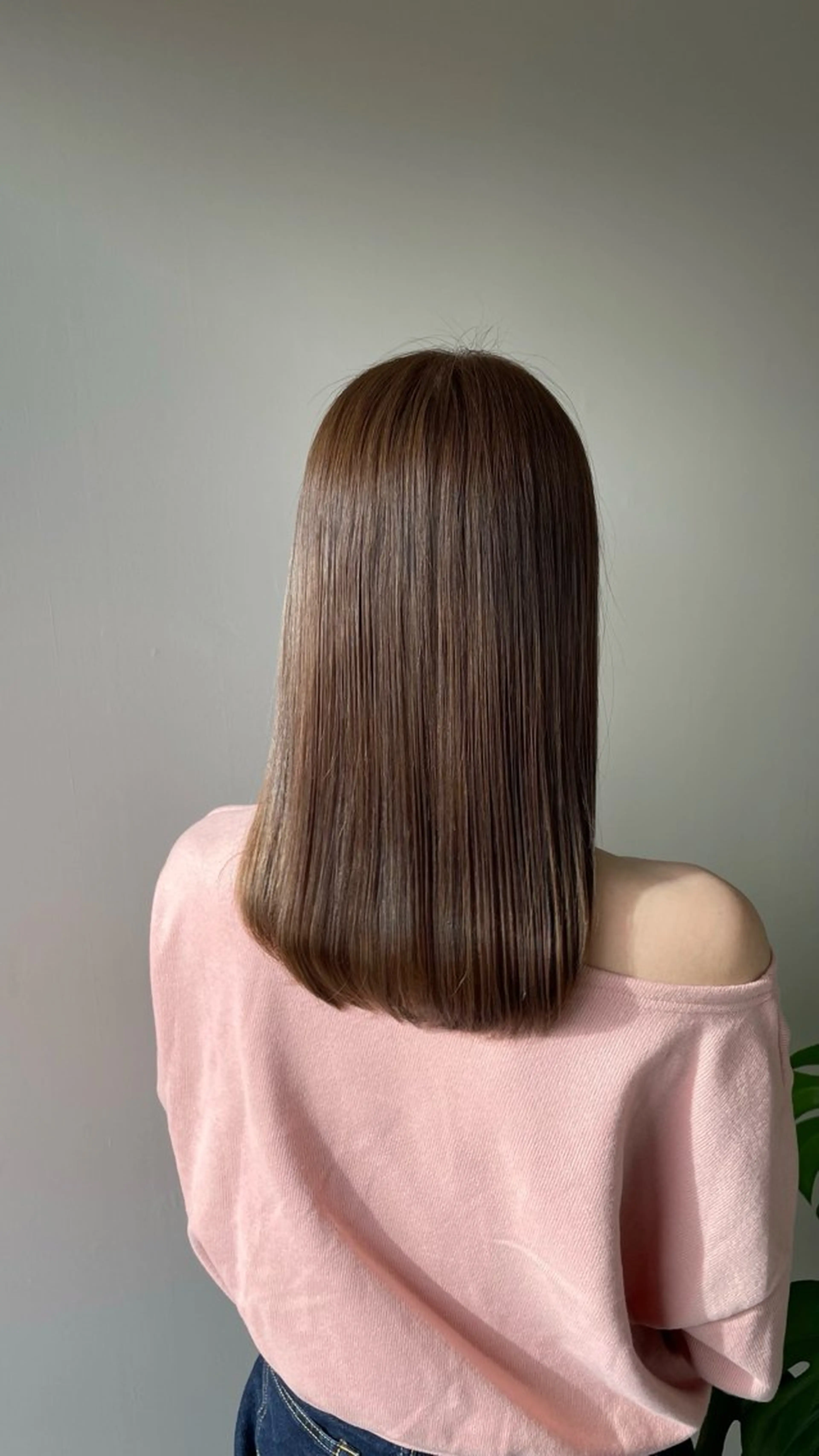 セミロング カラー アッシュ アッシュブラウン ブラウンカラー Fill mikuのヘアスタイル