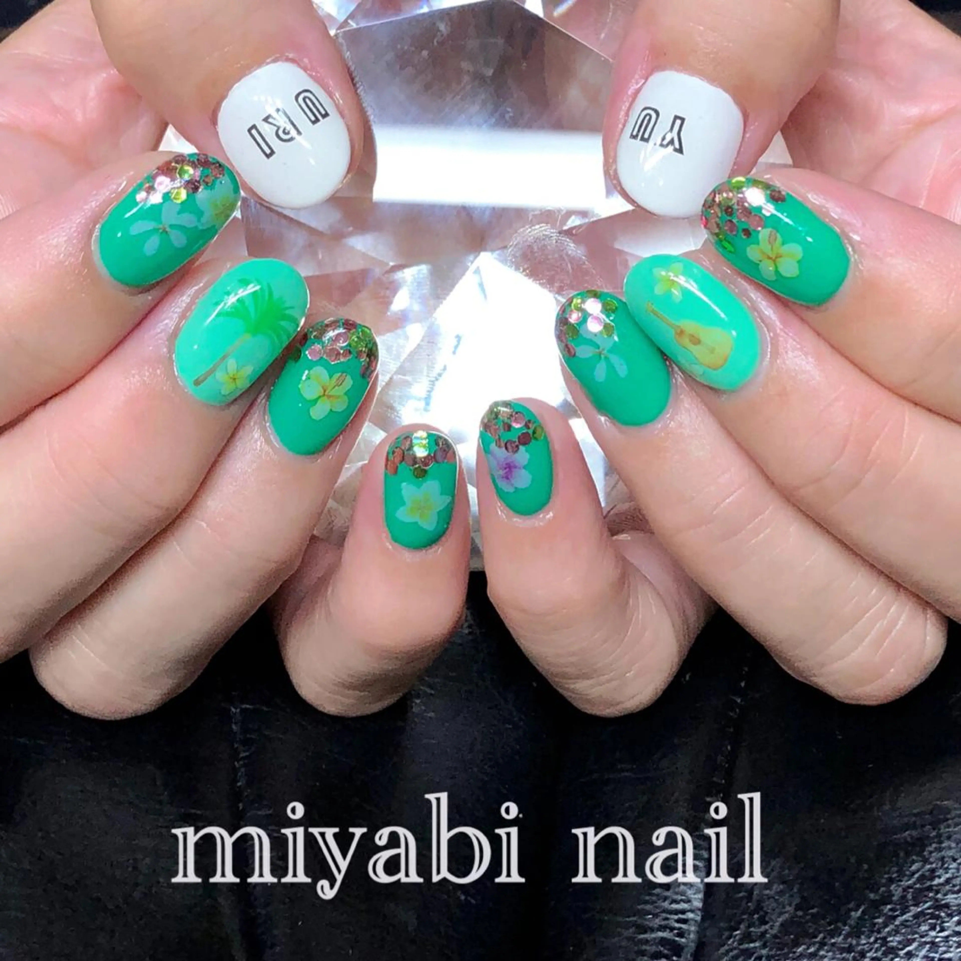 ネイル ジェルネイル 夏ネイル ハンドネイル miyabi nail 桂川駅近くのネイルデザイン