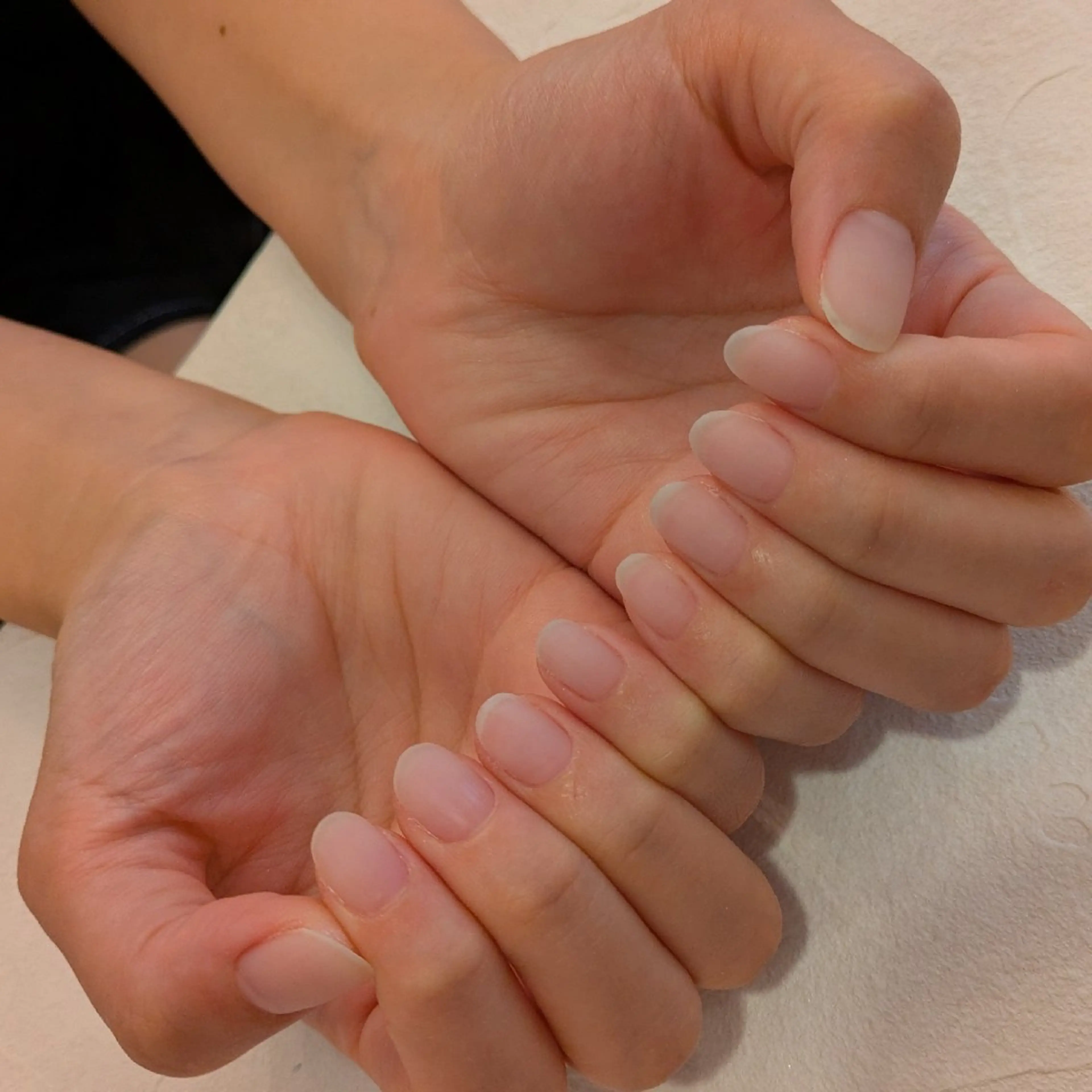 ネイル ジェヌインネイル 河内のネイルデザイン