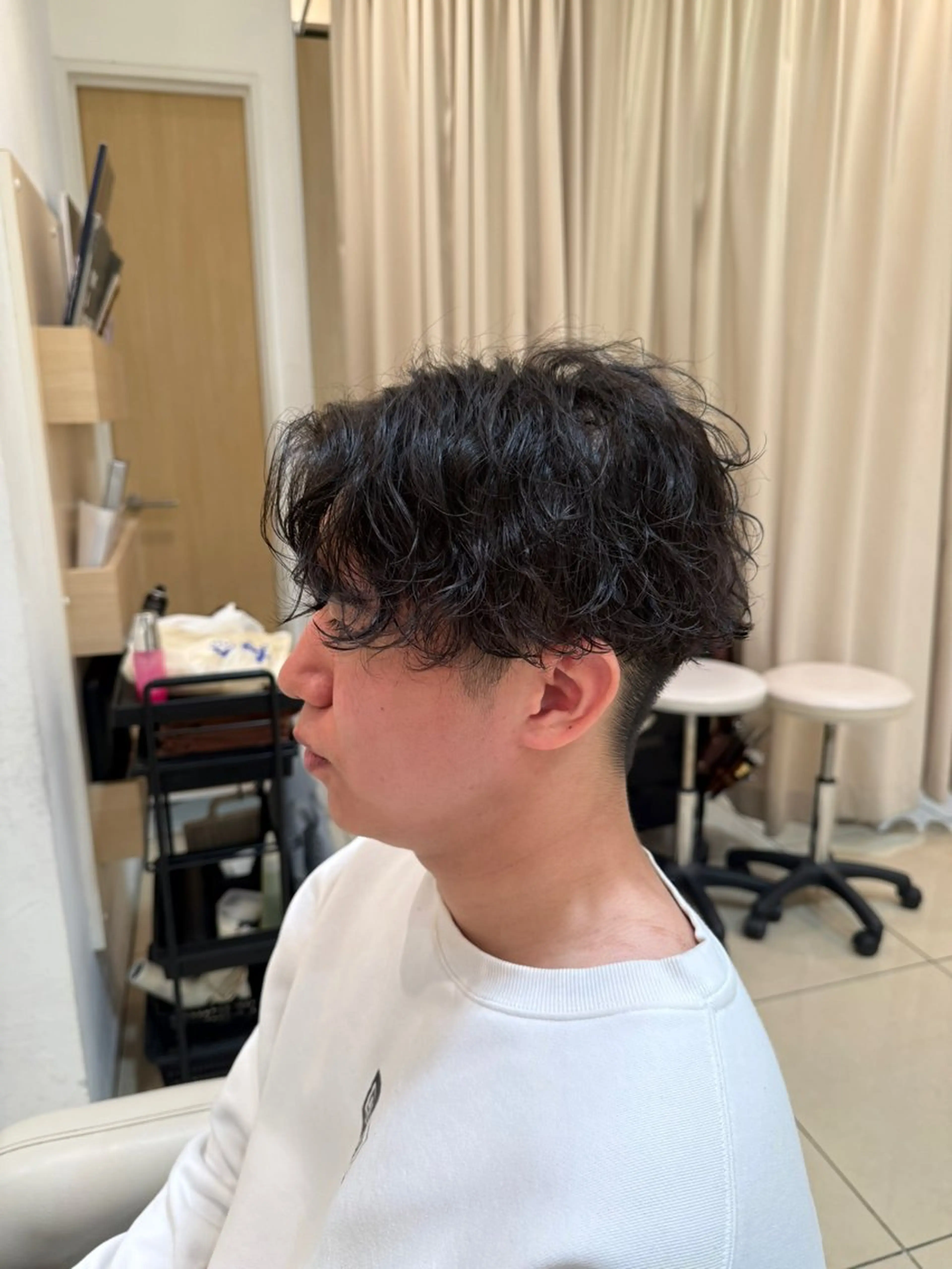 ショート パーマ メンズ カット パーマ トリートメント メンズ特化型美容師 栗山勇人のヘアスタイル