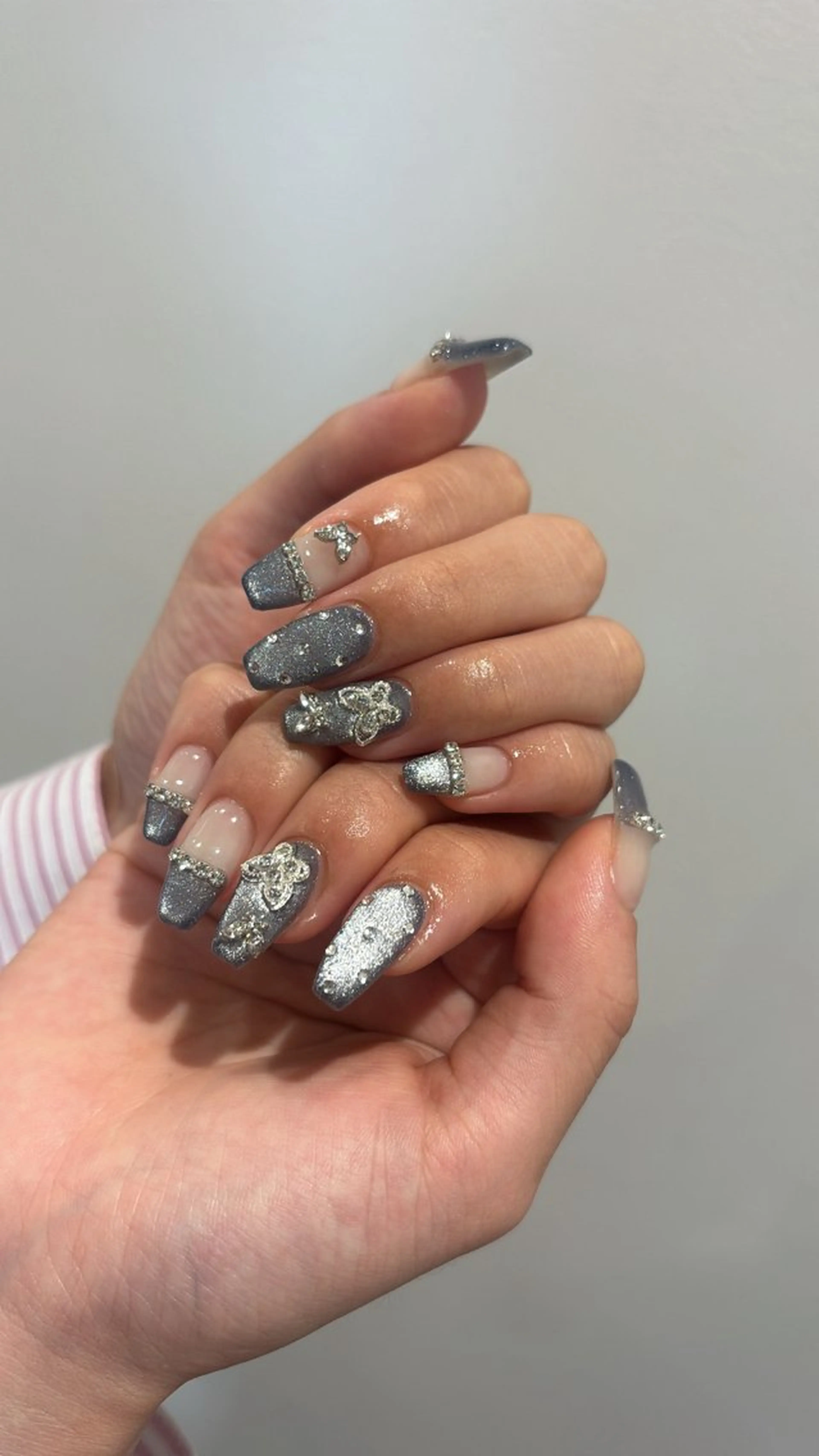 ネイル マグネットネイル ハンドネイル tote. airiのネイルデザイン