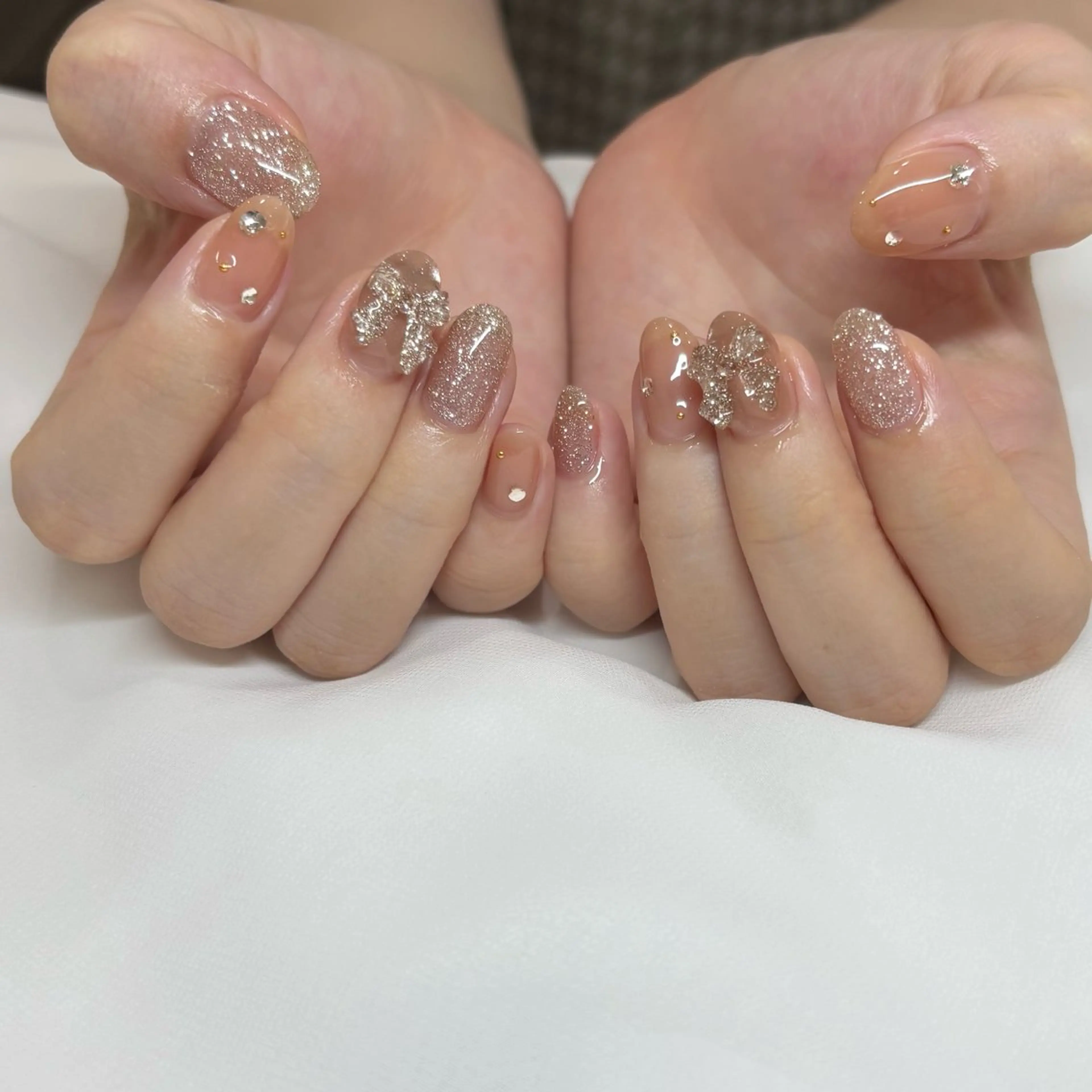 ネイル フラッシュネイル ラメ(グリッター) パラジェルサロン 大人女性が通うサロンのネイルデザイン