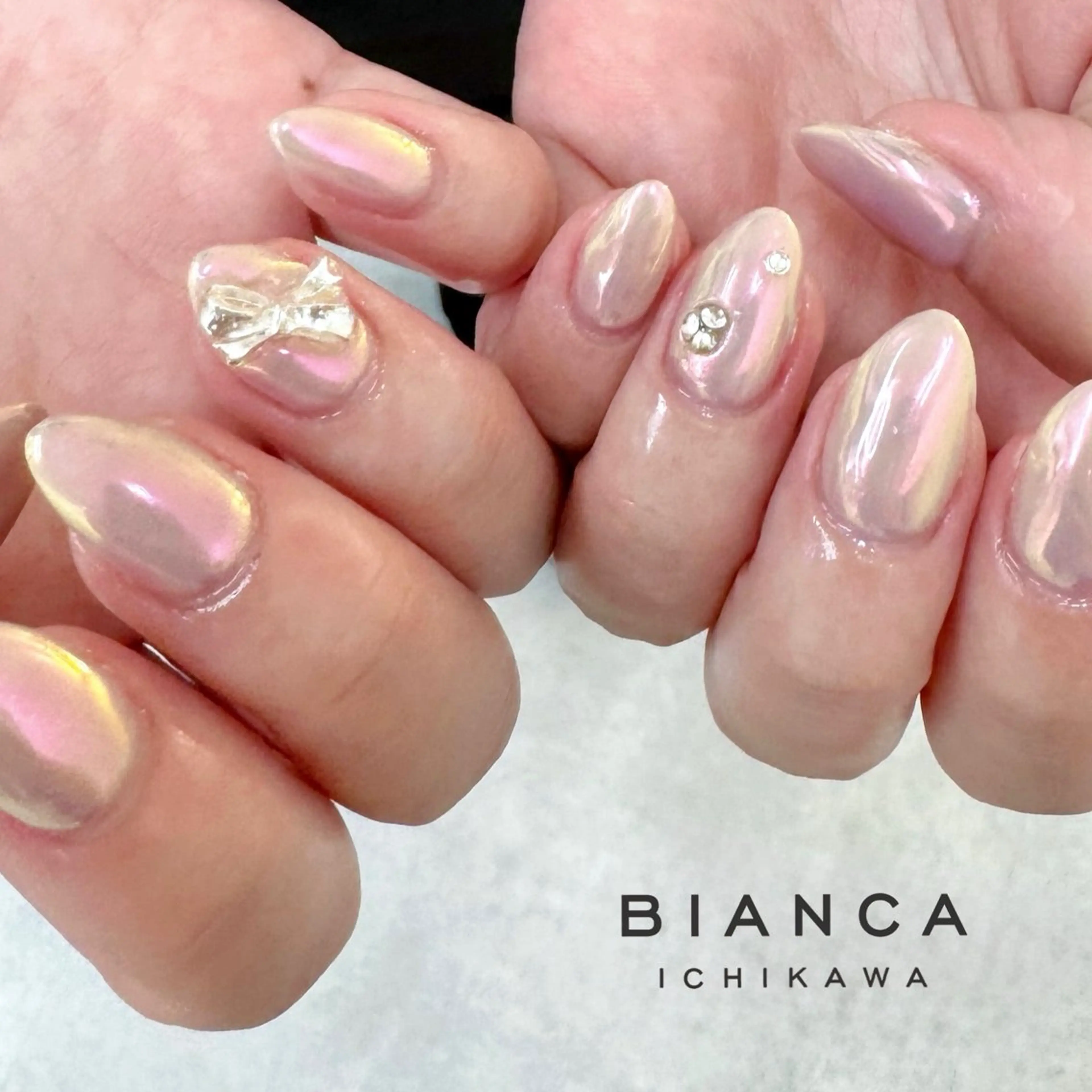 ネイル Bianca 石井🎀のネイルデザイン