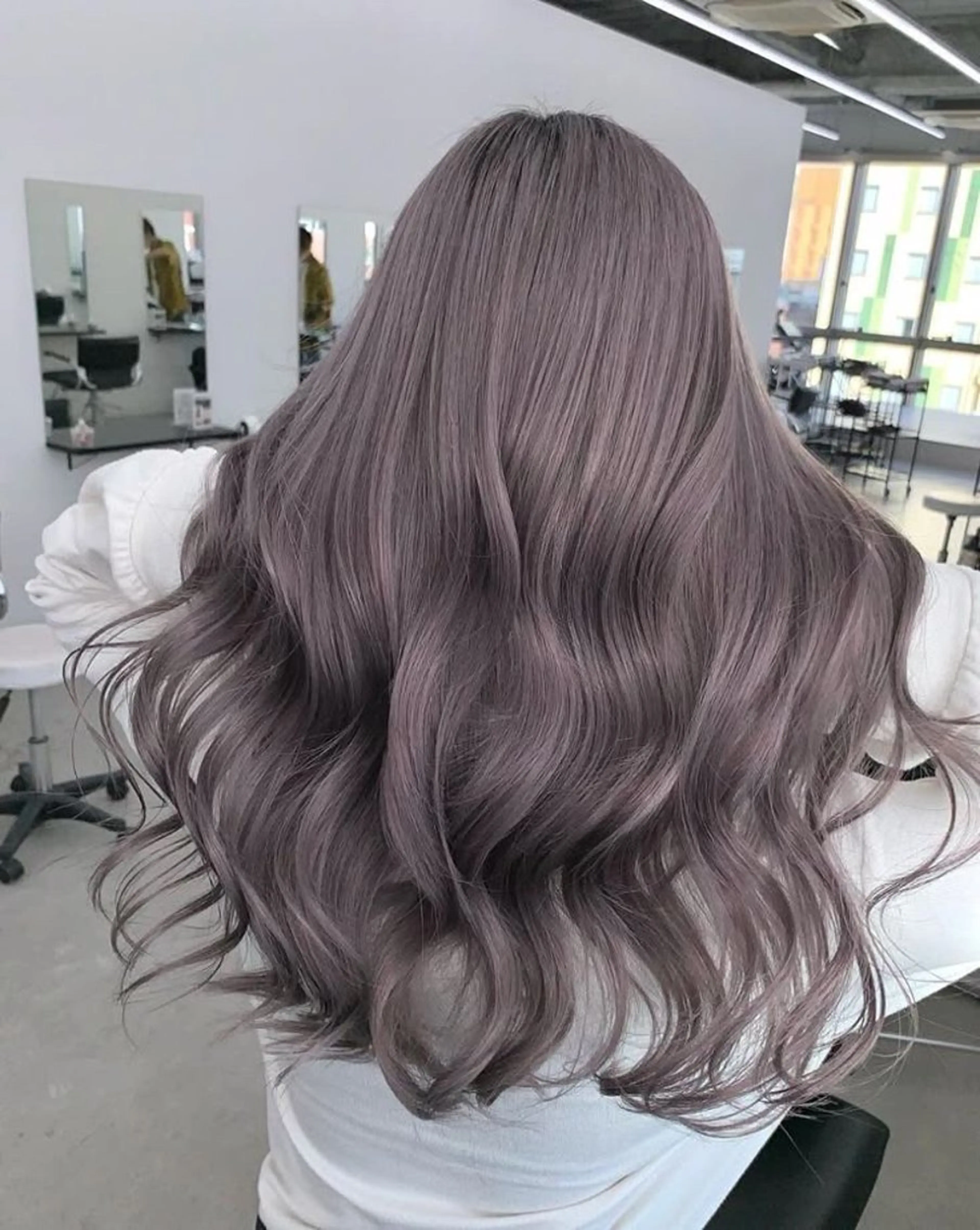 ロング カラー グレージュ ラベンダーカラー ラベンダーグレージュ ラベンダーグレー 💋ハイトーンデザイ ンヘア💋A'nyuのヘアスタイル