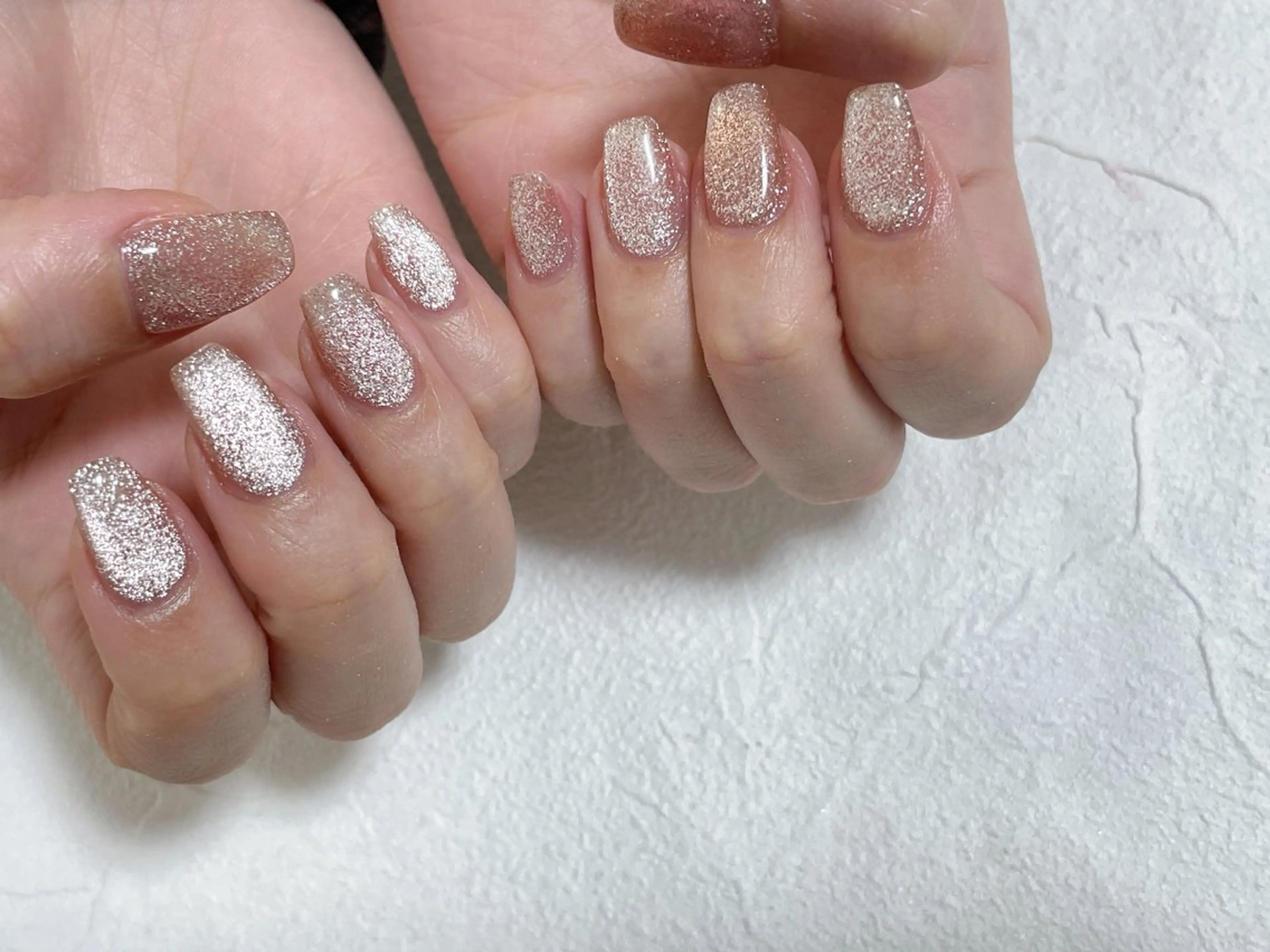 ネイル オーロラネイル フットネイル フレンチネイル ジェルネイル 韓国ネイル ハンドネイル mogunail &blowのネイルデザイン