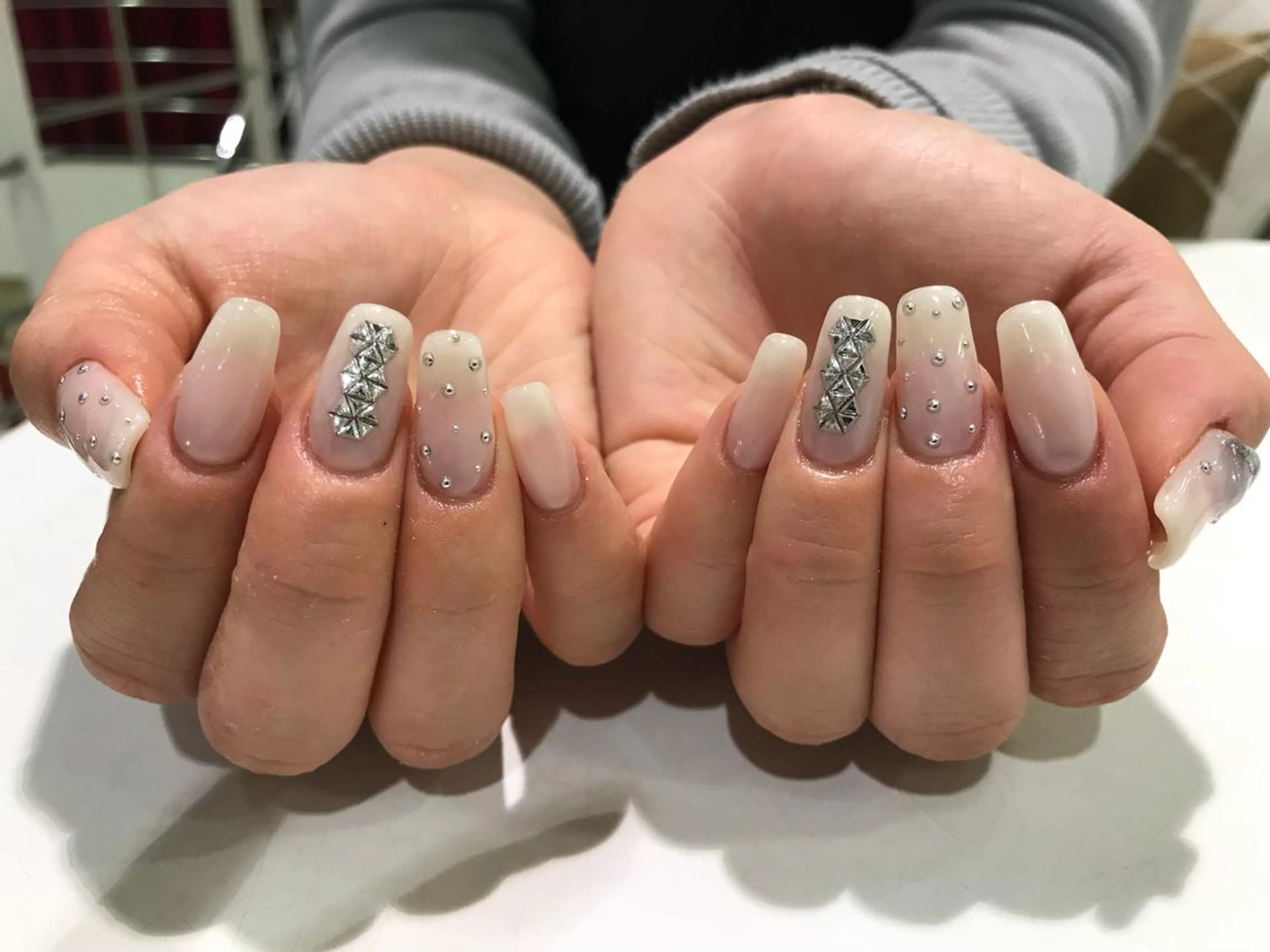 ネイル ハンドネイル ハンドケア Charme. NOBUKOのネイルデザイン