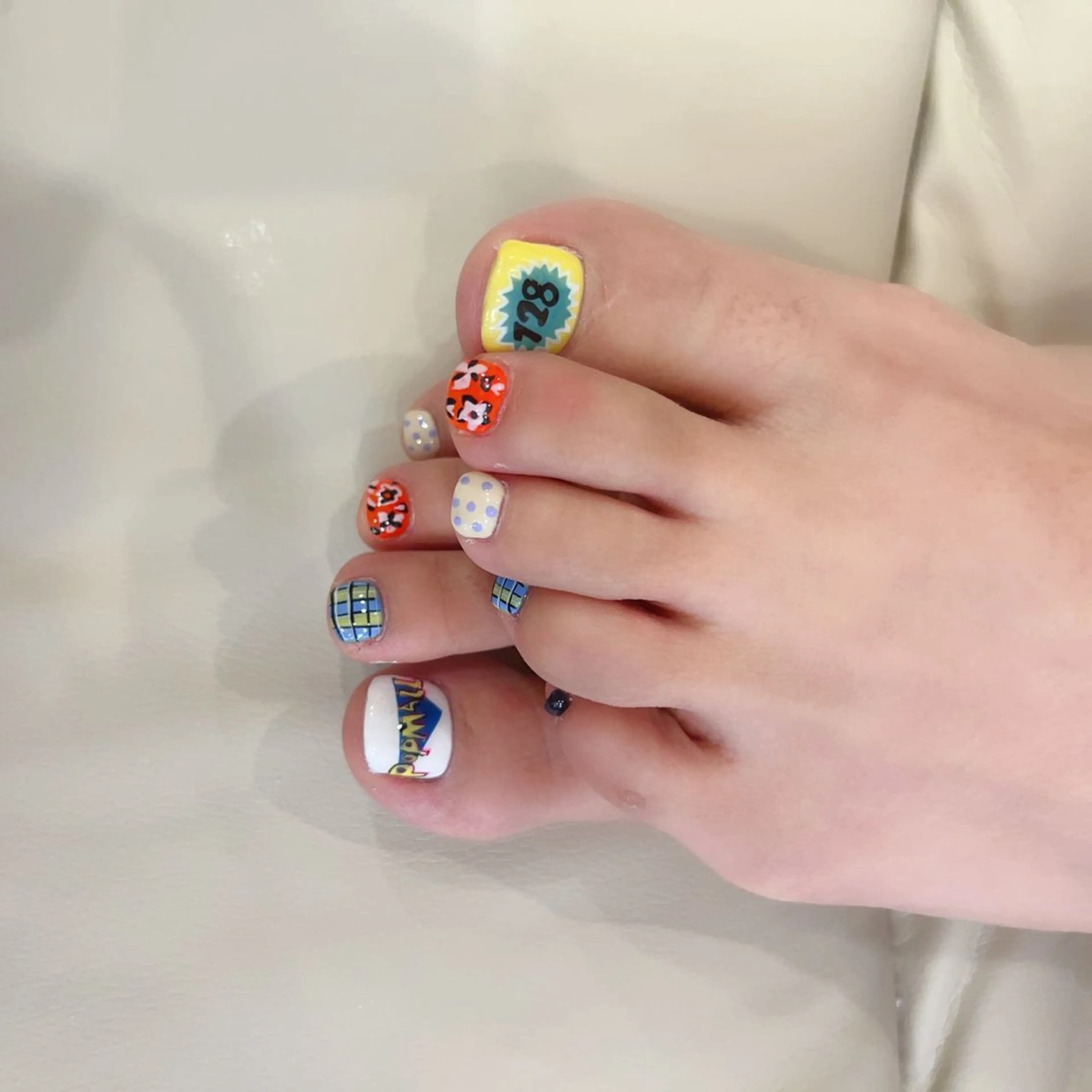 ネイル フットネイル COCO ネイルのネイルデザイン