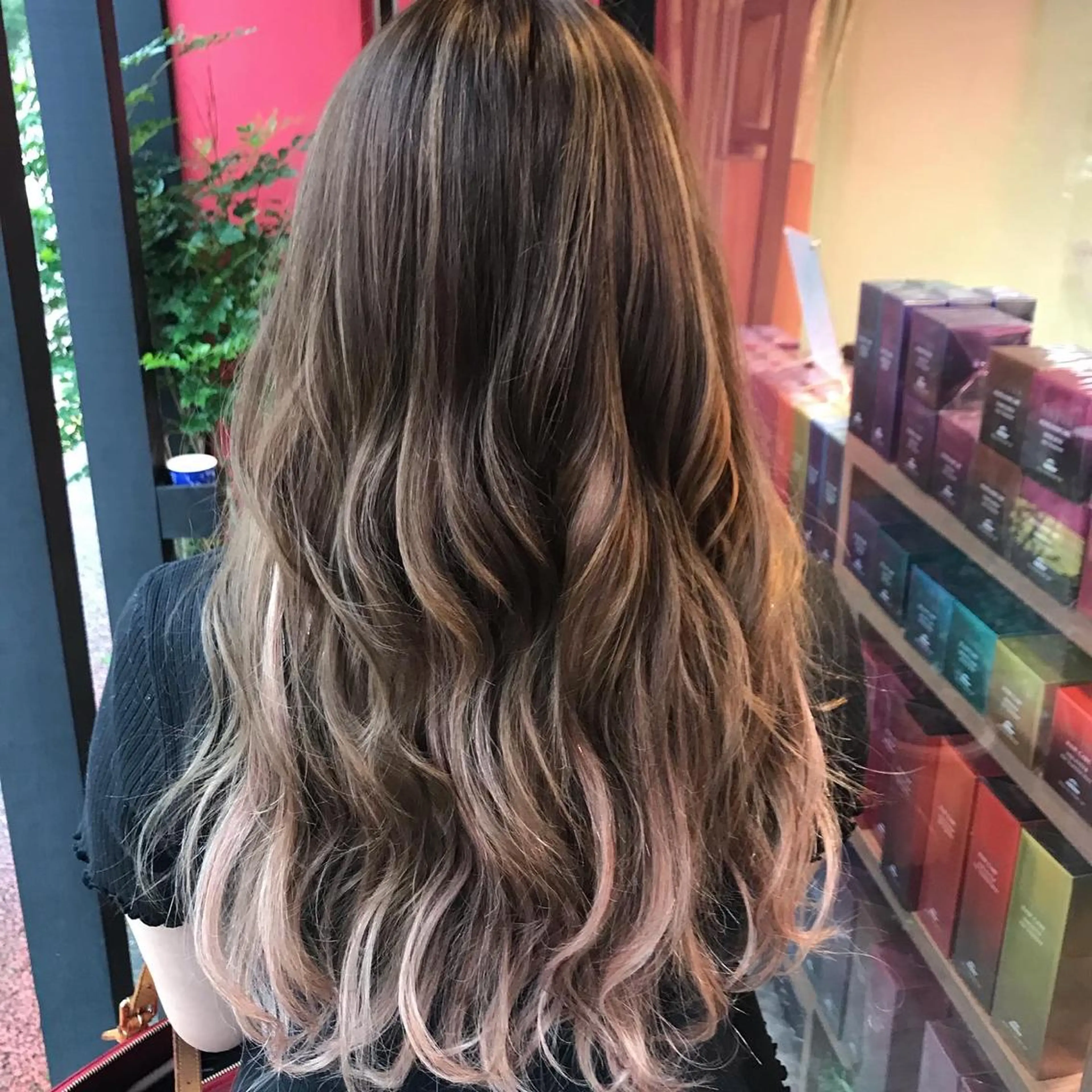 エクステ 坂野 結子のヘアスタイル