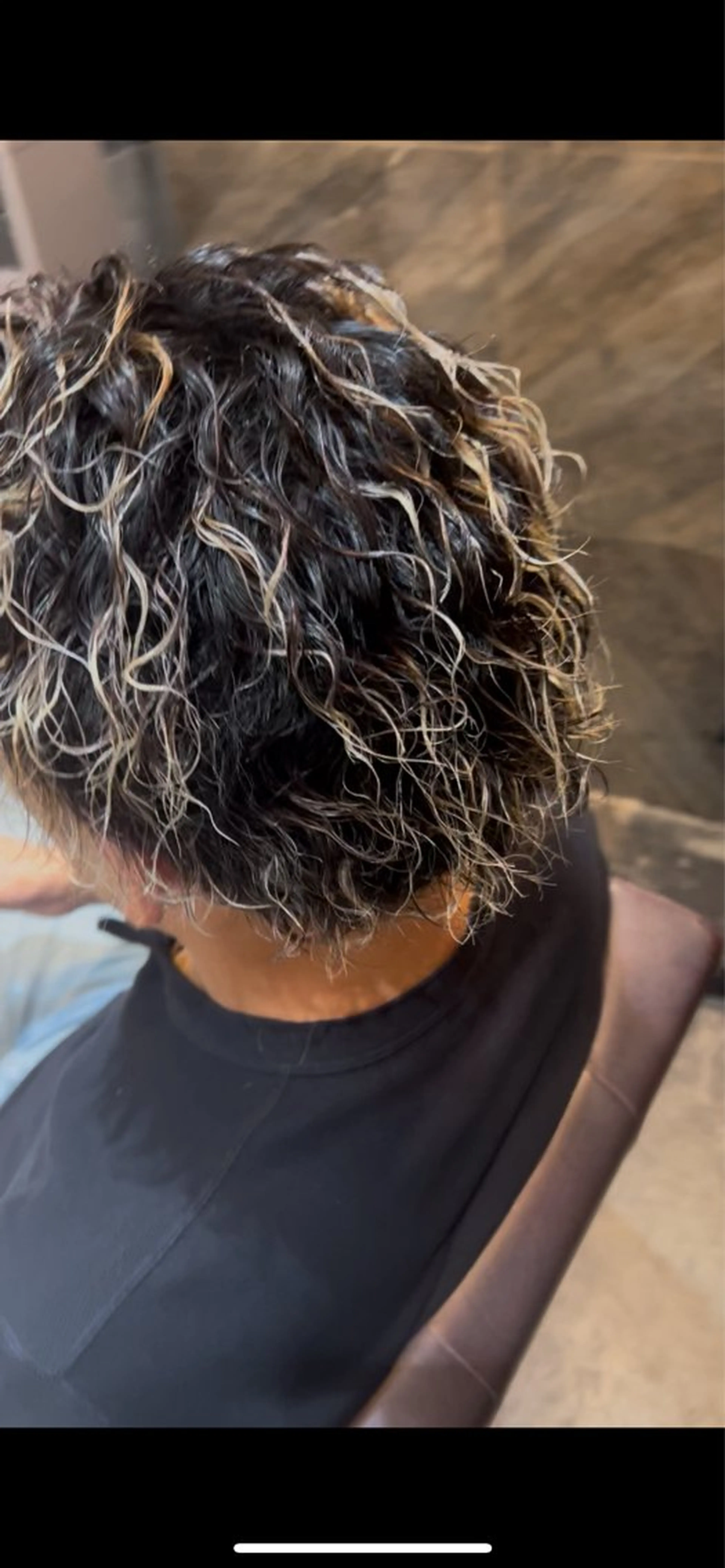 パーマ メンズ メンズブリーチ メンズパーマ カット パーマ 松波 慧太のヘアスタイル