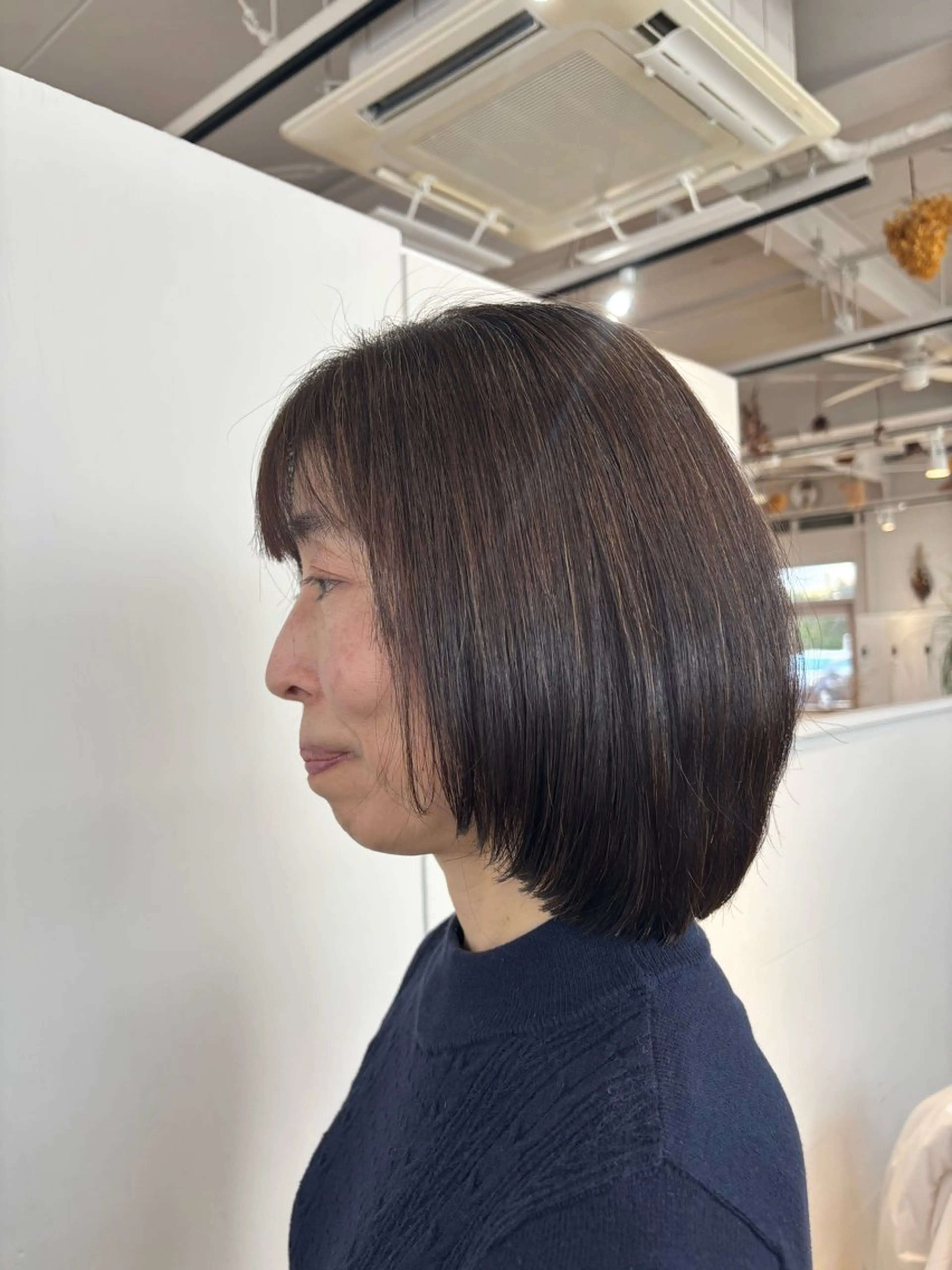 ショート ボブ レイヤーカット 林 小夏のヘアスタイル