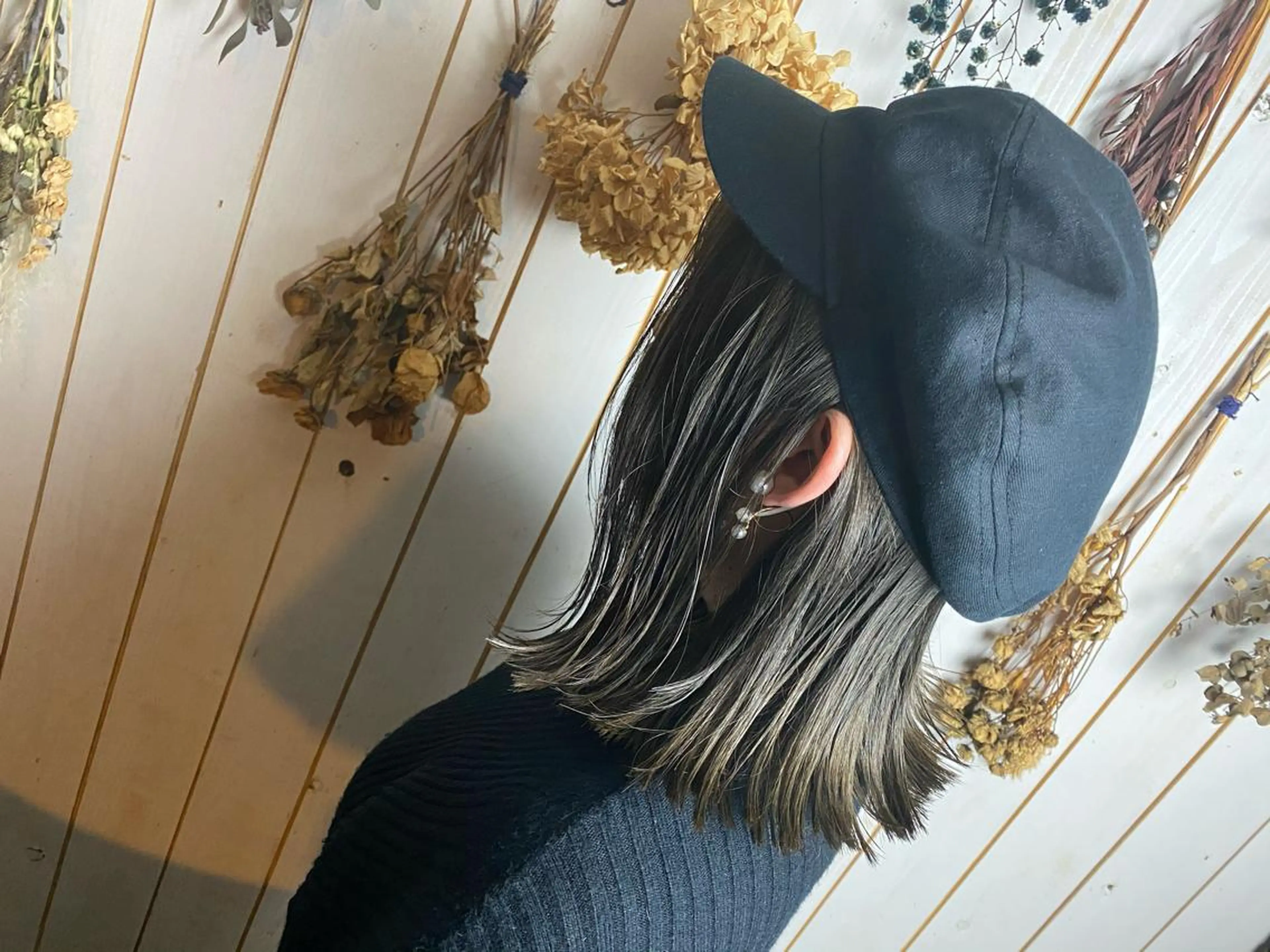 ショート カラー LILIS hair designのヘアスタイル