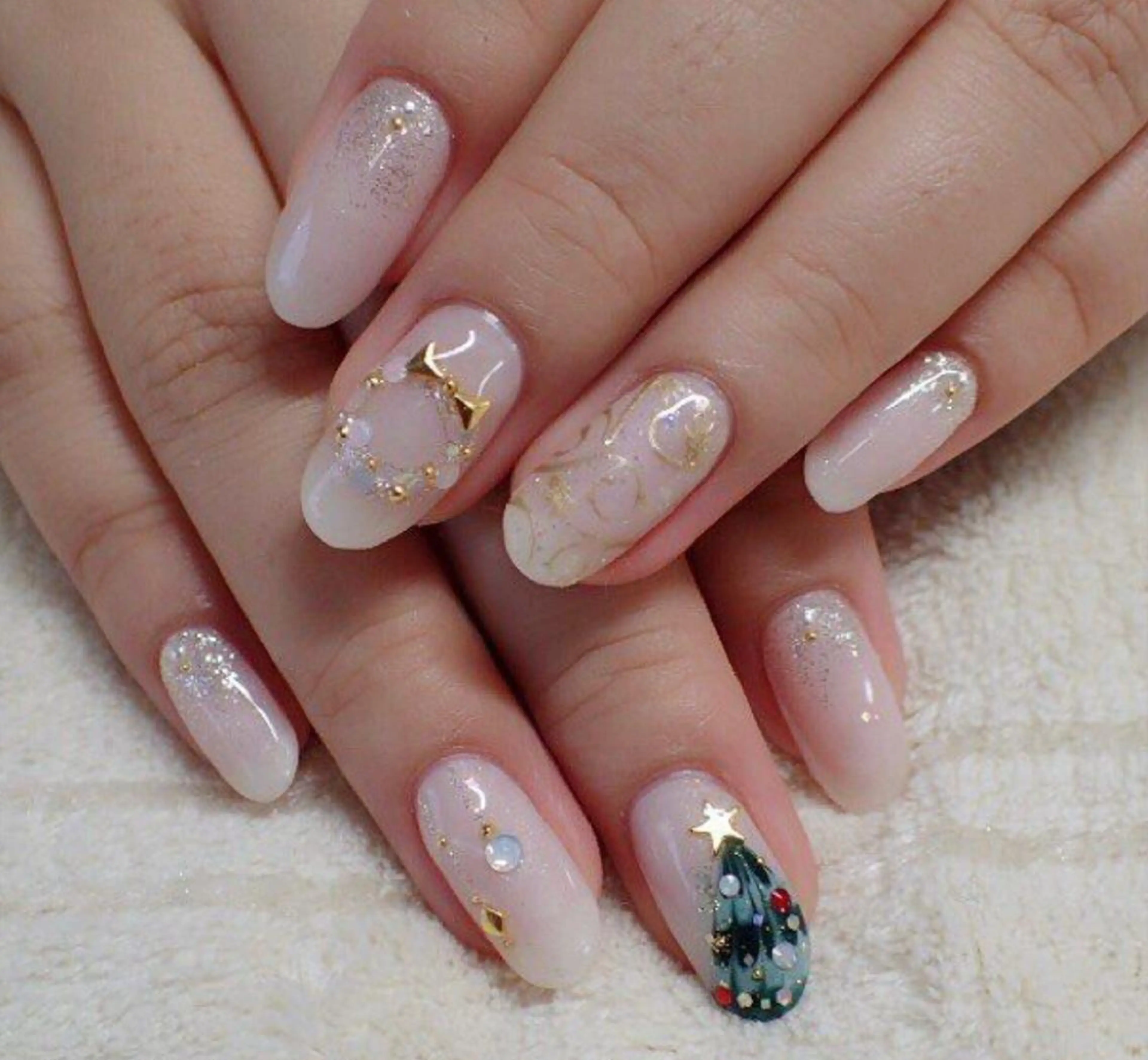 ネイル ハンドネイル ゲン レイカのネイルデザイン