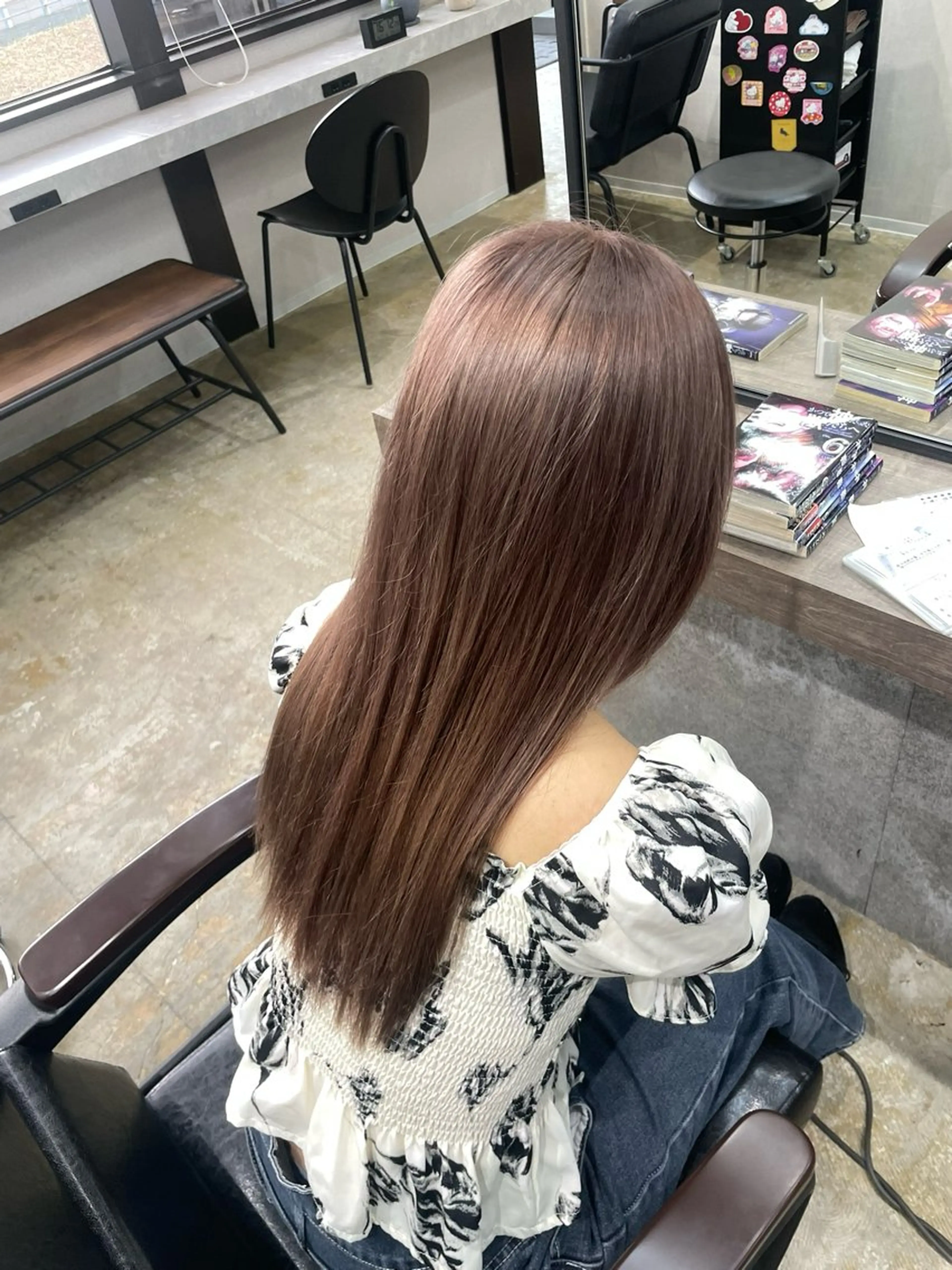 ロング カラー ベージュカラー ブリーチ ミルクティーベージュ ヘアカラー ニュアンスカラー/ 🫧レミ(坊主)のヘアスタイル