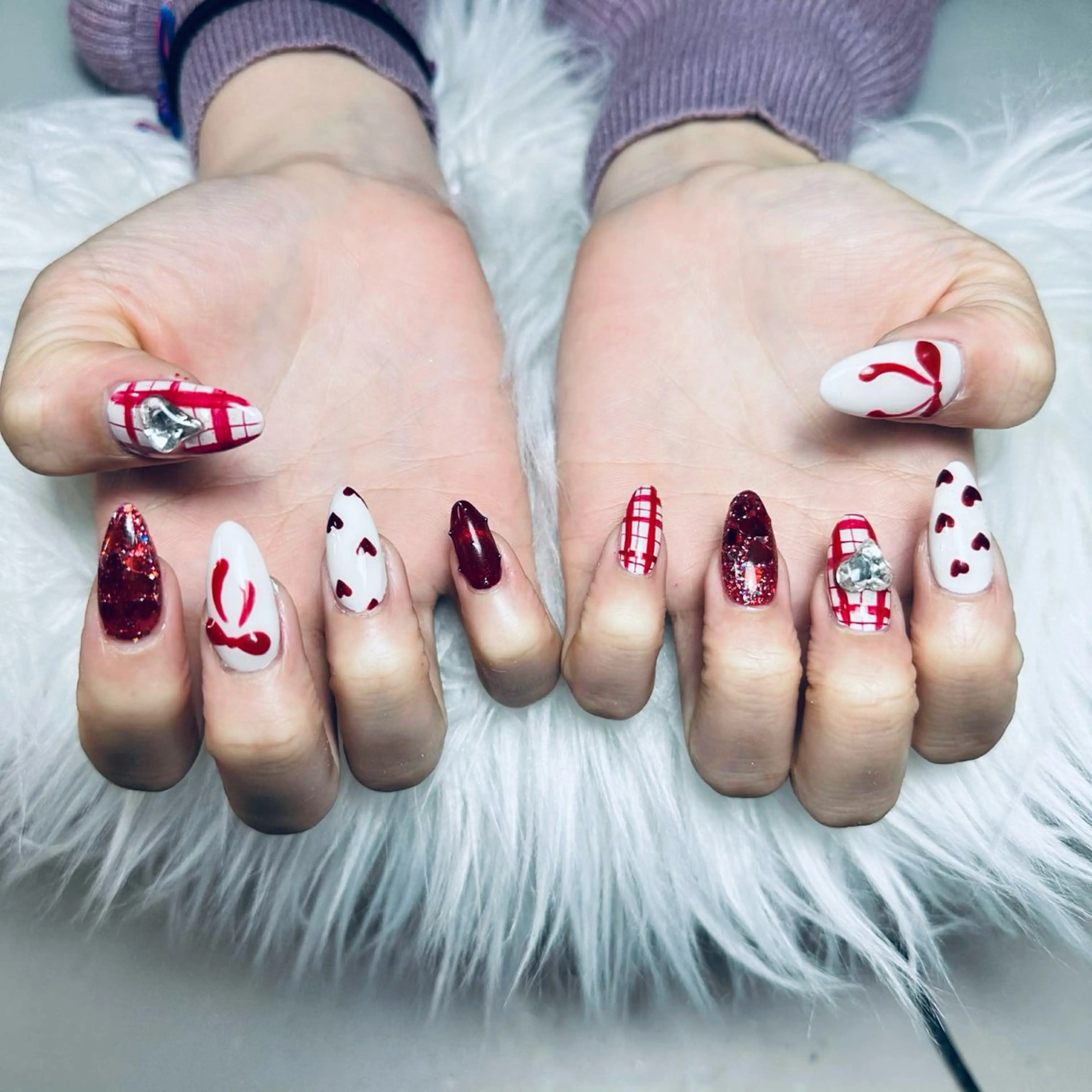 ネイル ハンドネイル T. Leeのネイルデザイン