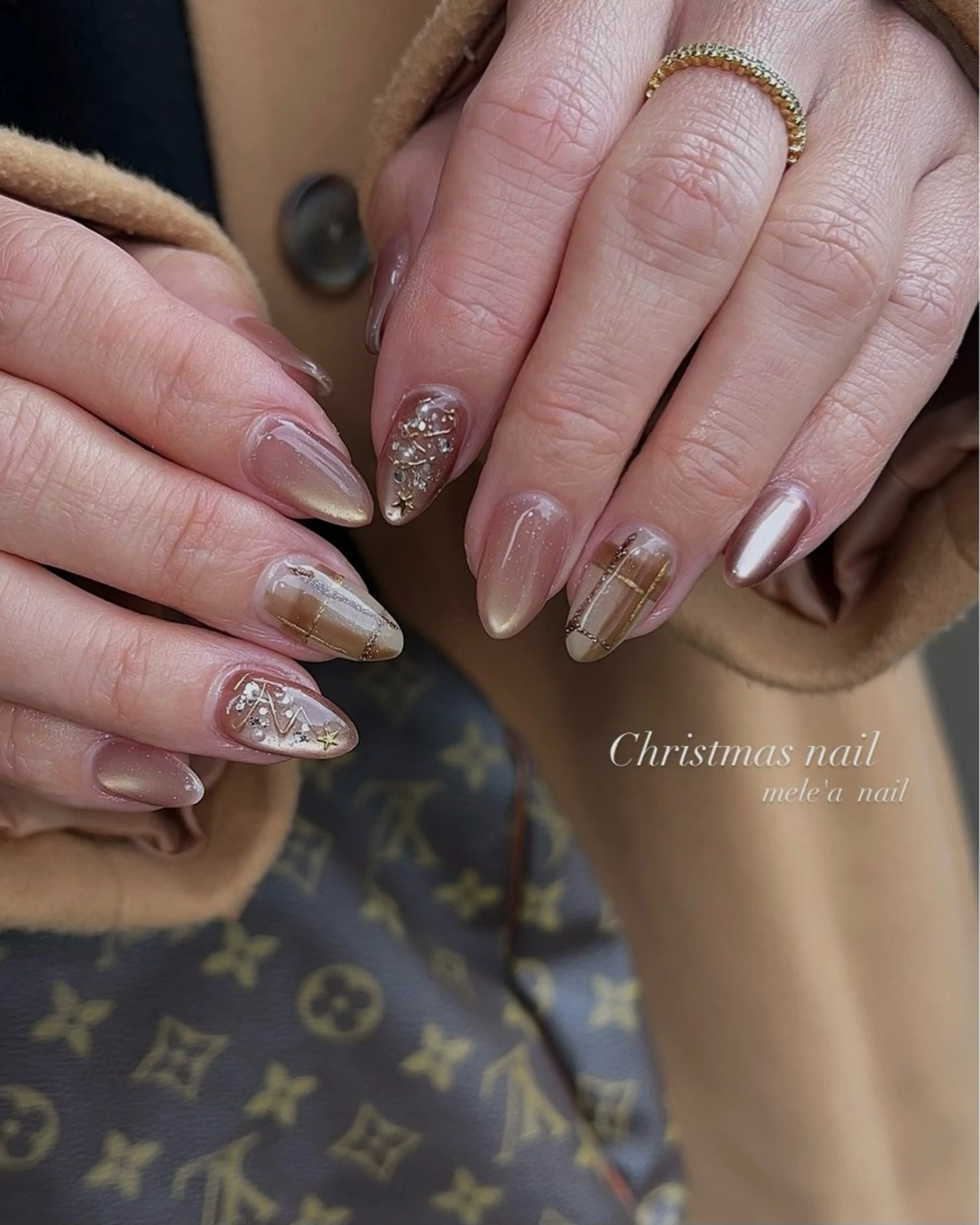 ネイル オフィスネイル 冬ネイル クリスマス miho meléanailのネイルデザイン