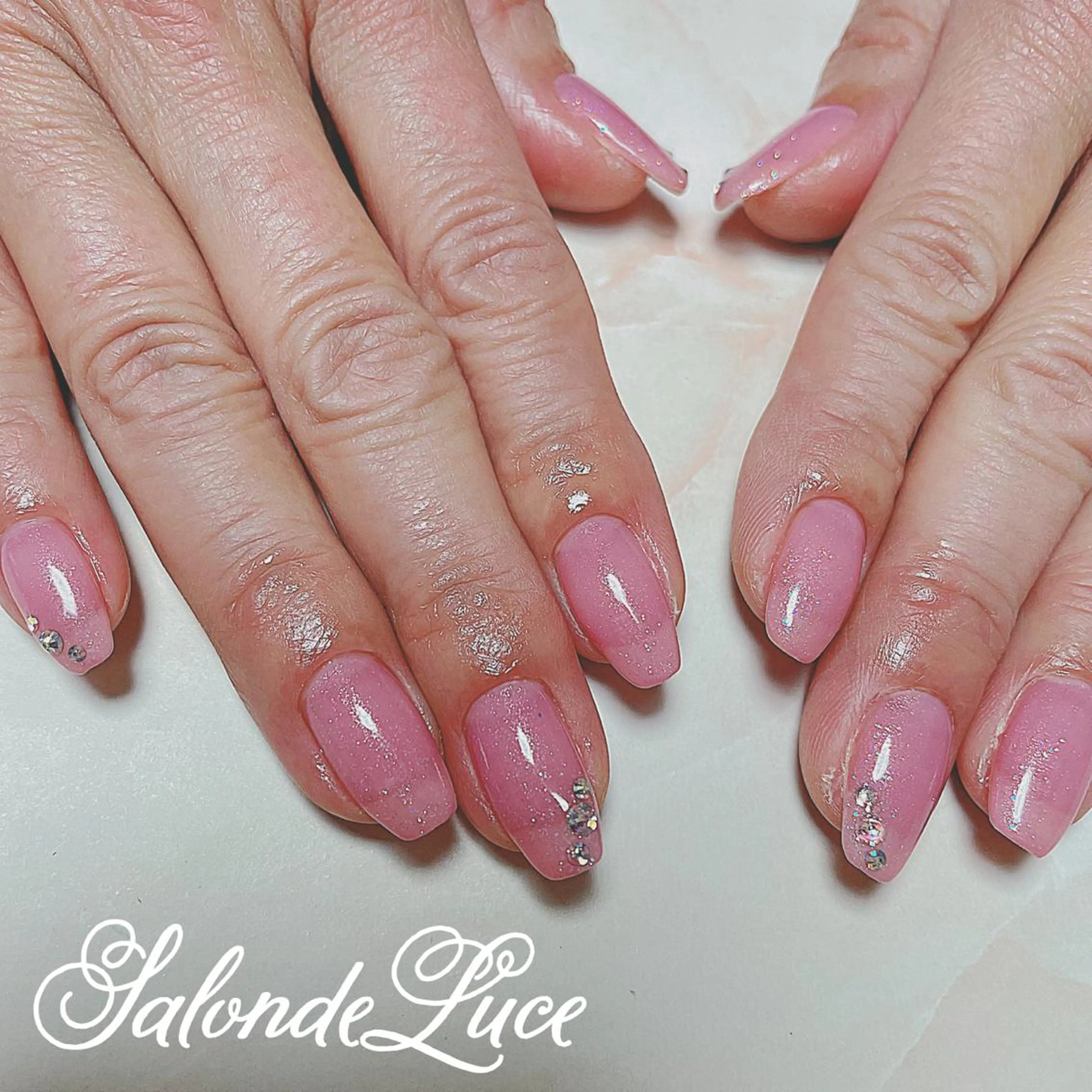 ネイル キラキラネイル Salon de Luceのネイルデザイン