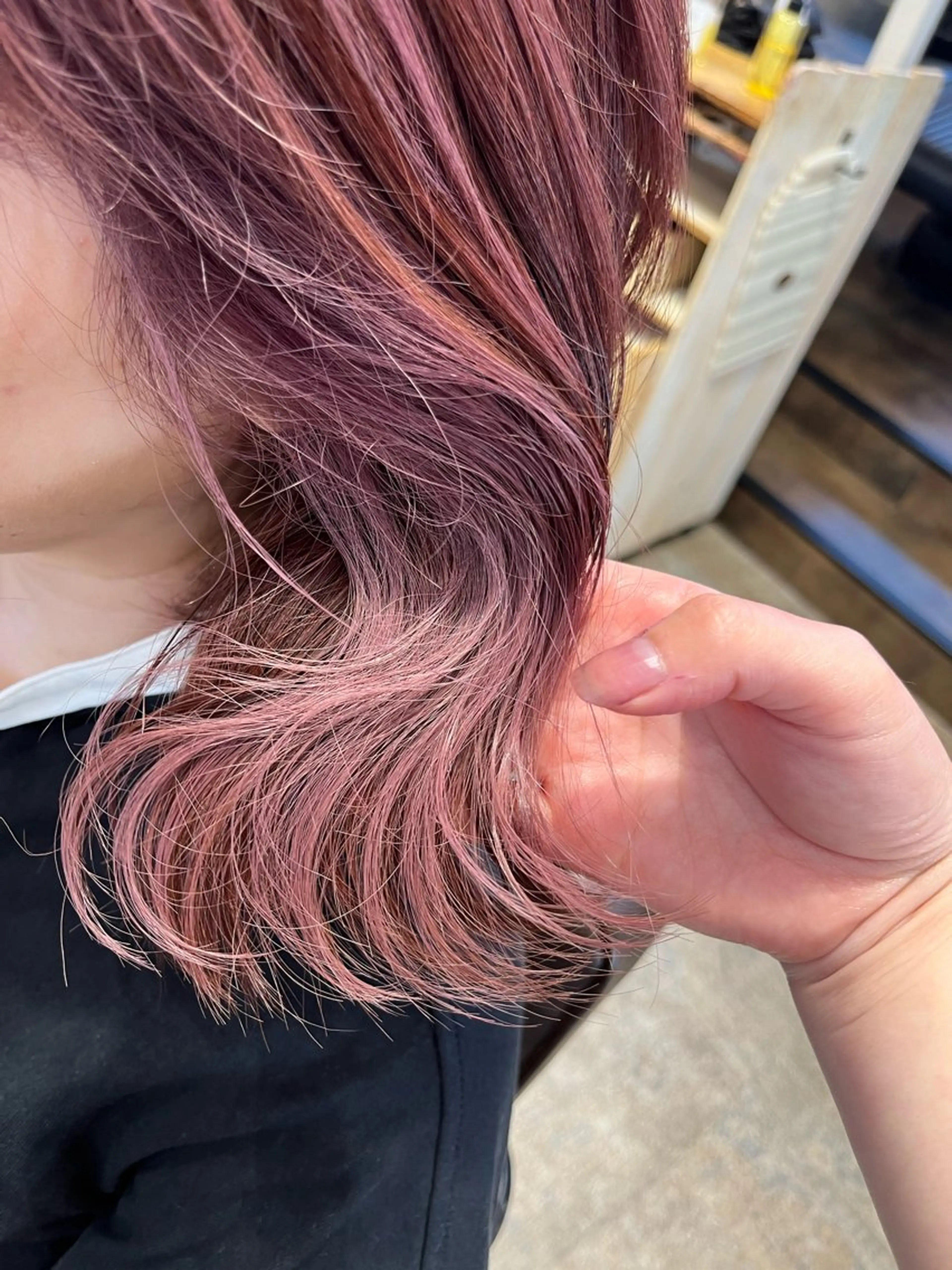 カラー 高石 未唯のヘアスタイル