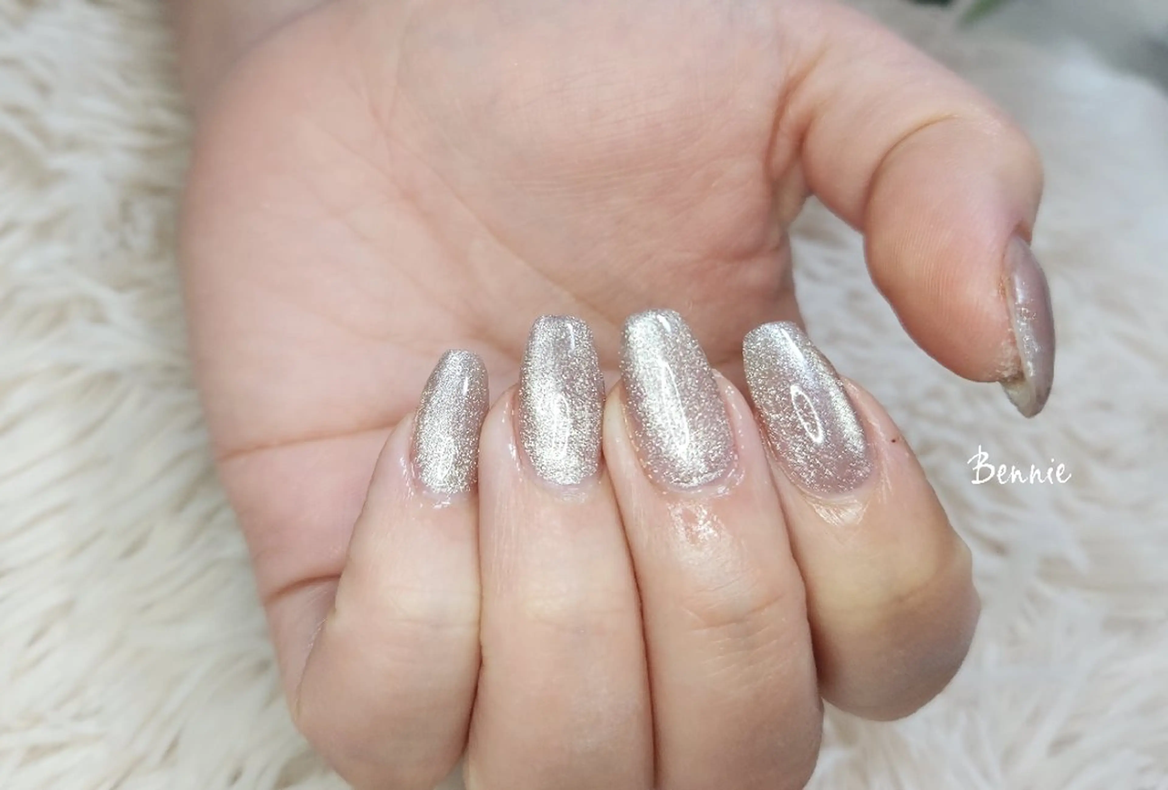ネイル キラキラネイル マグネットネイル ハンドネイル   BENNIEのネイルデザイン