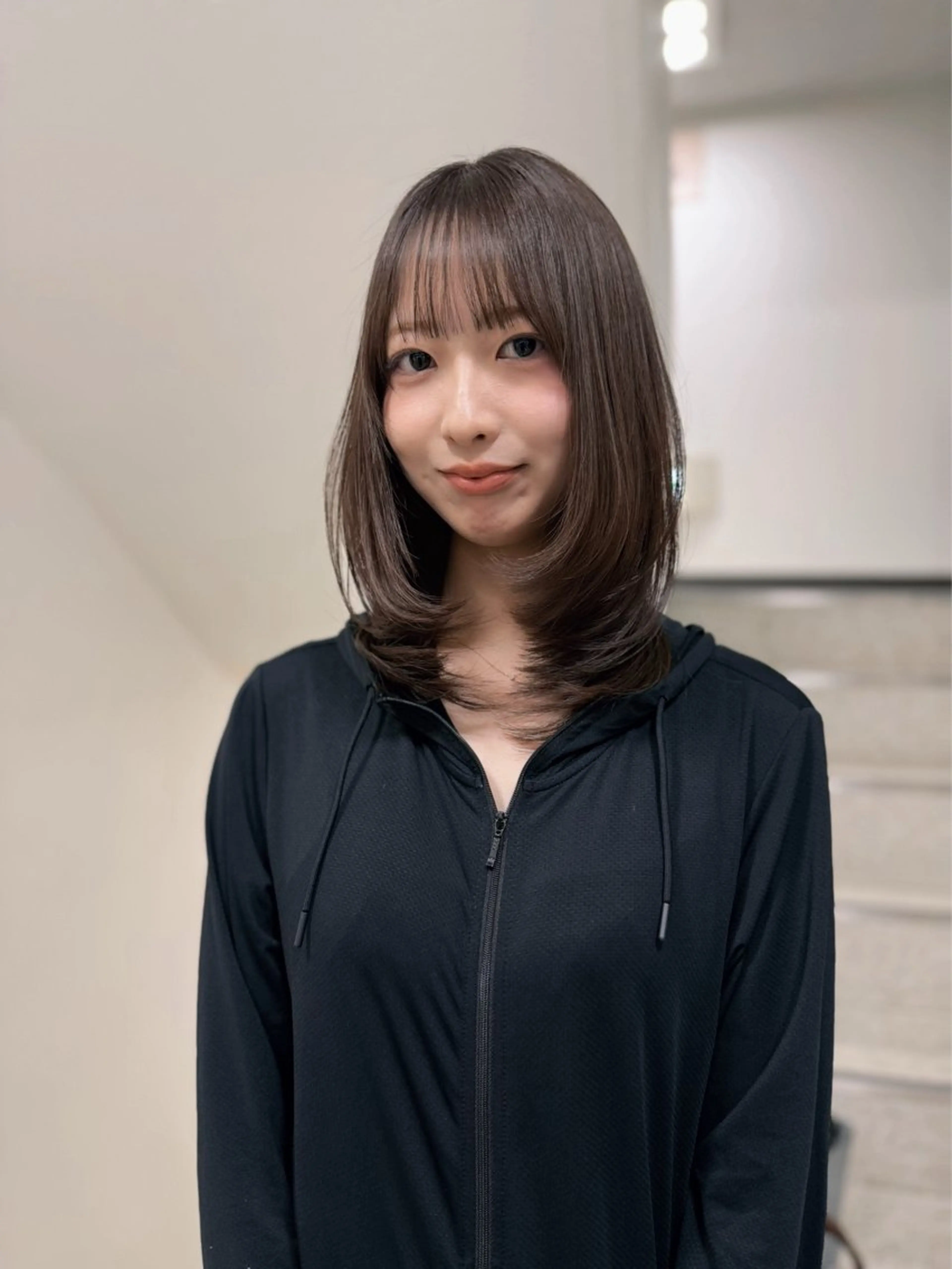 カット sena⌇ベージュ⌇ ブリーチなしWカラーのヘアスタイル