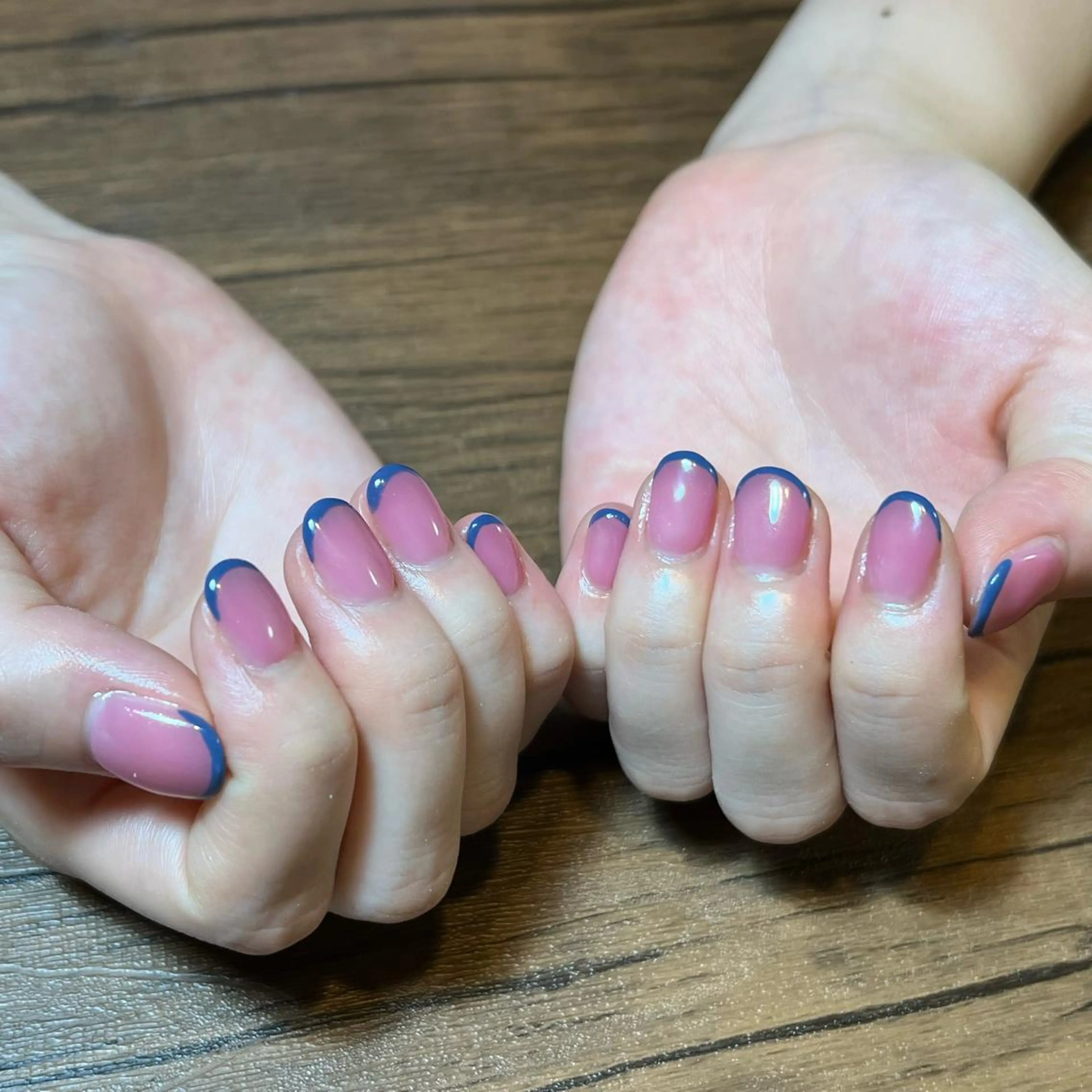 ネイル フレンチネイル ハンドネイル HENRIETTA NAILSALONのネイルデザイン