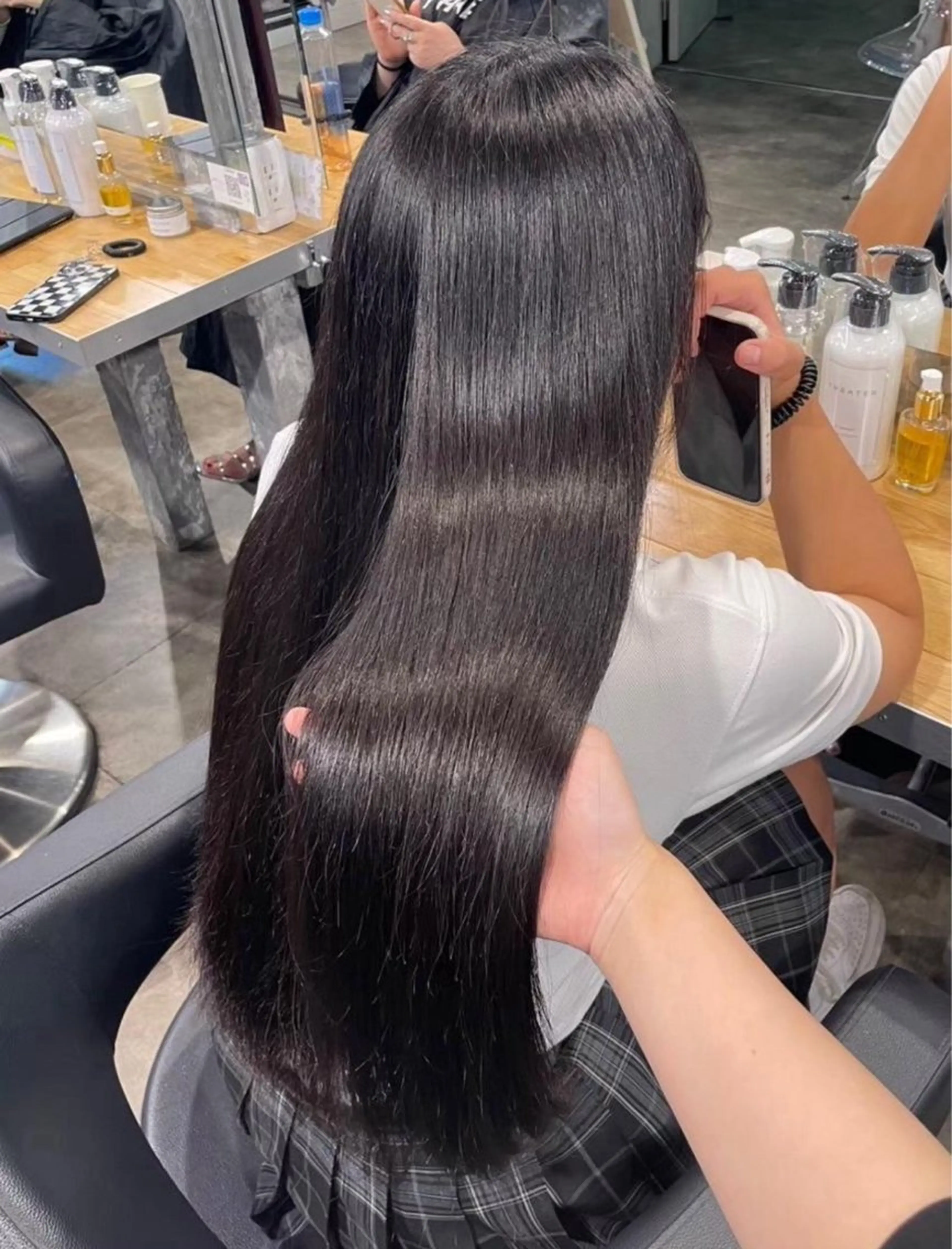 ロング トリートメント ヘッドスパ ヘアセット 韓国ヘア/ブリーチ無 しWカラー/オリーブのヘアスタイル