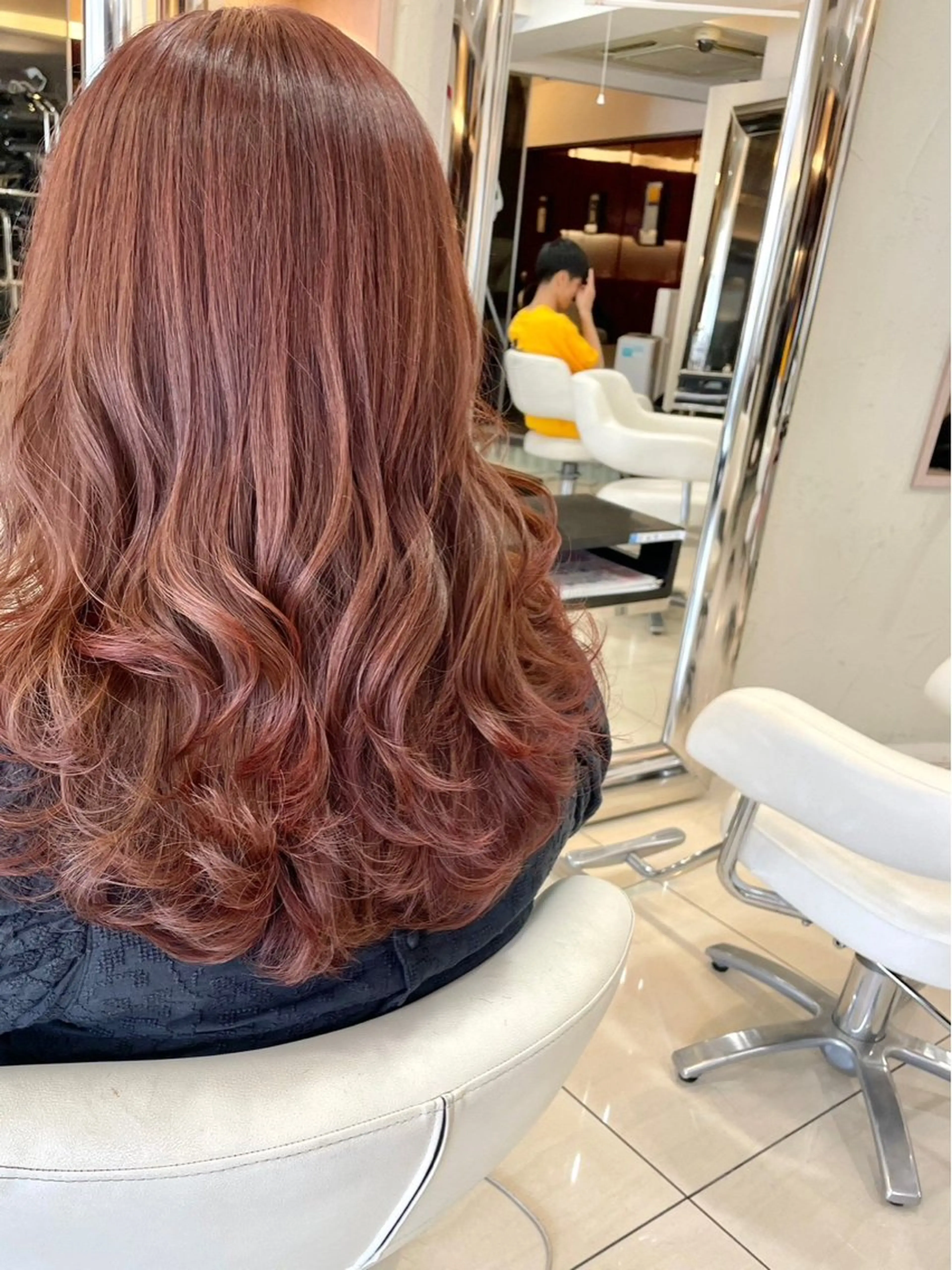 カラー 柔らか透明感カラー ｜ほんのりレイヤー｜のヘアスタイル