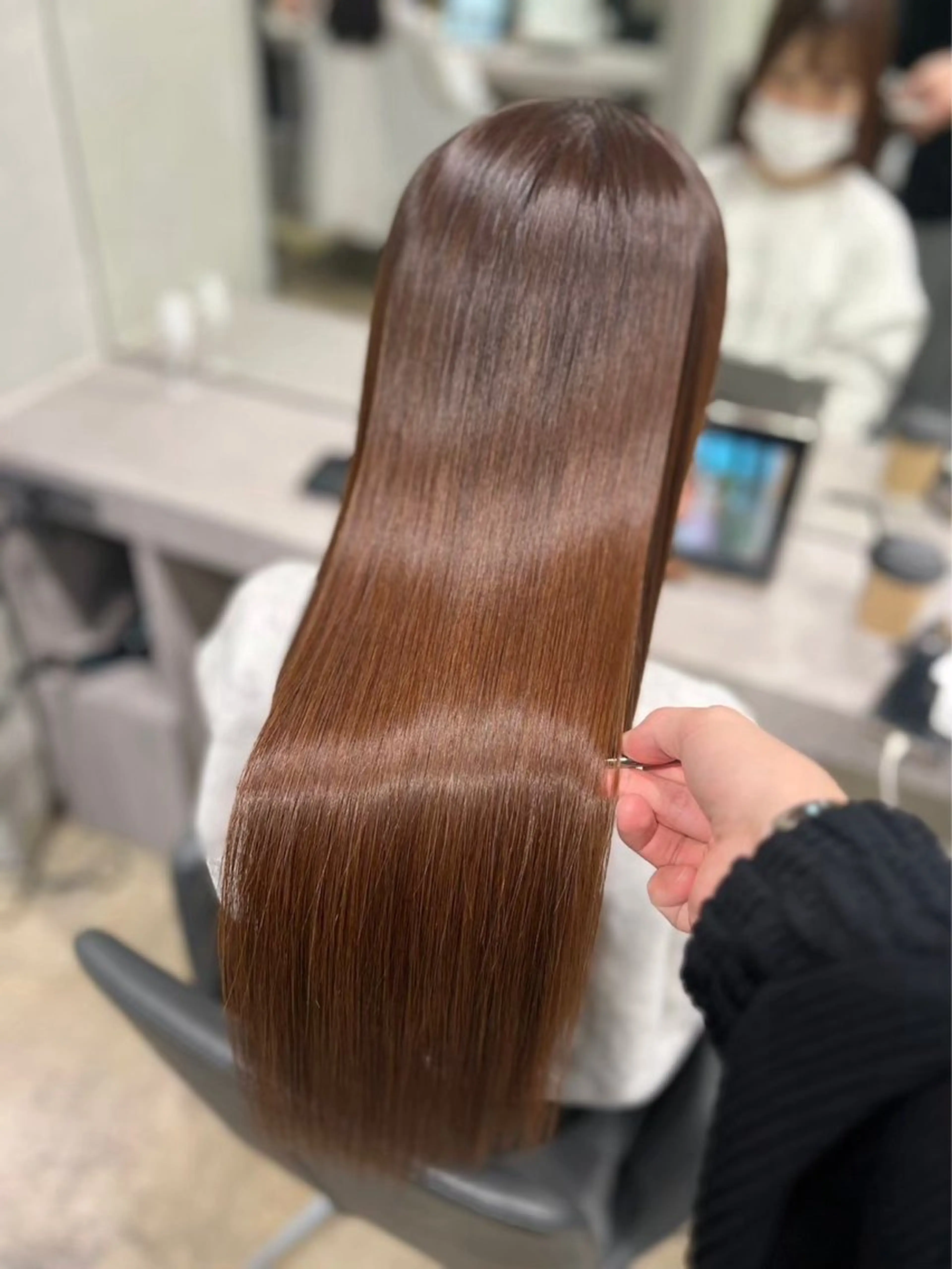 セミロング カラー 縮毛矯正 特化生田のヘアスタイル