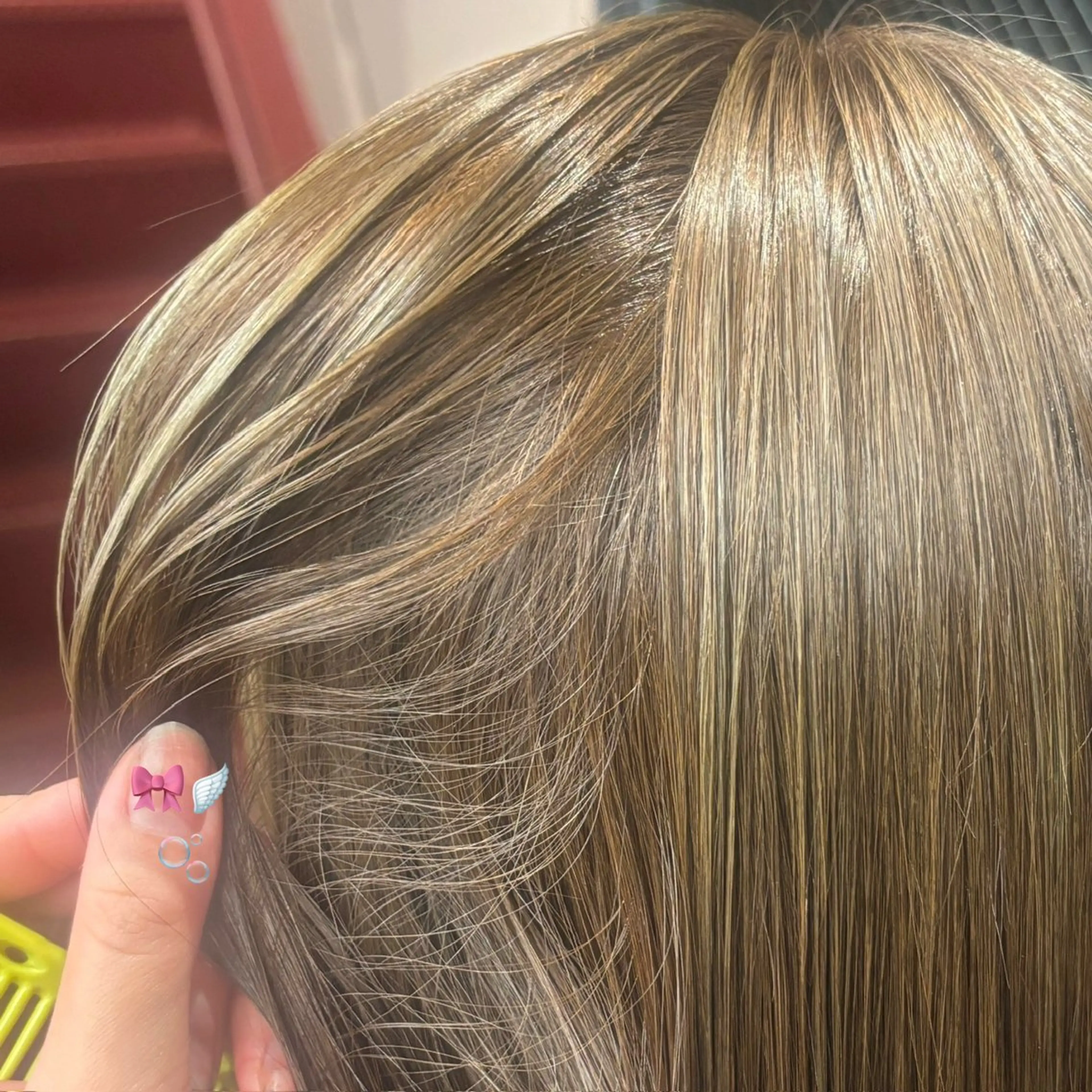ロング カラー ヘアカラー HIBIKI / 透明感カラーのヘアスタイル